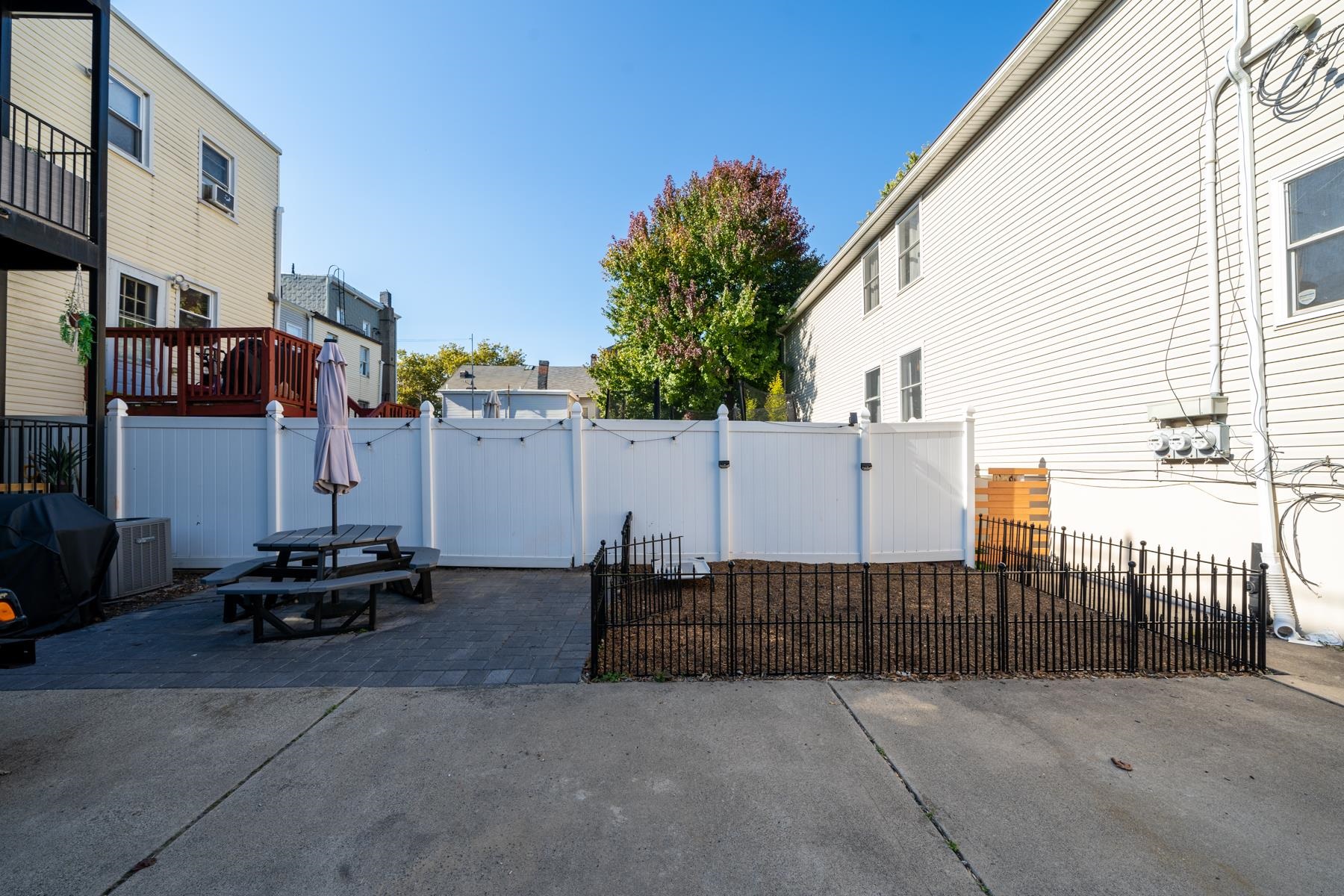 60 LAFAYETTE ST Unit: 2