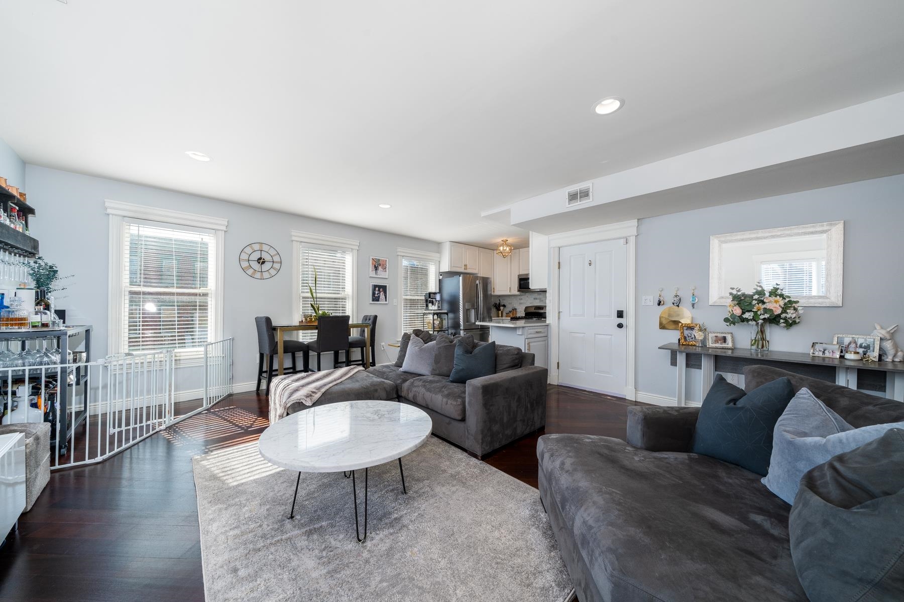 60 LAFAYETTE ST Unit: 2