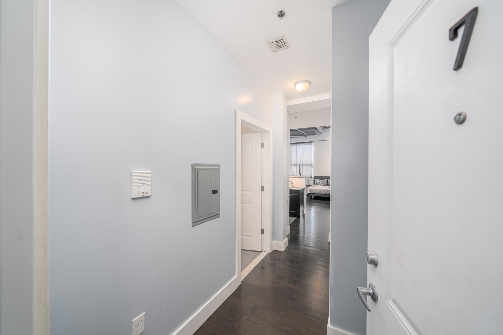235 ORIENT AVE Unit: 7