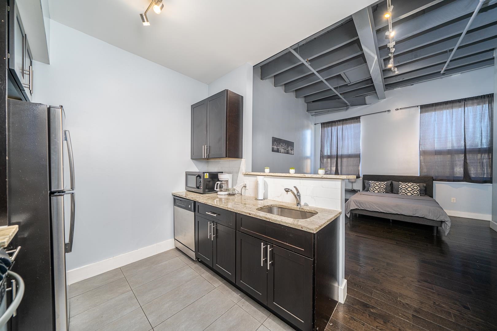 235 ORIENT AVE Unit: 7
