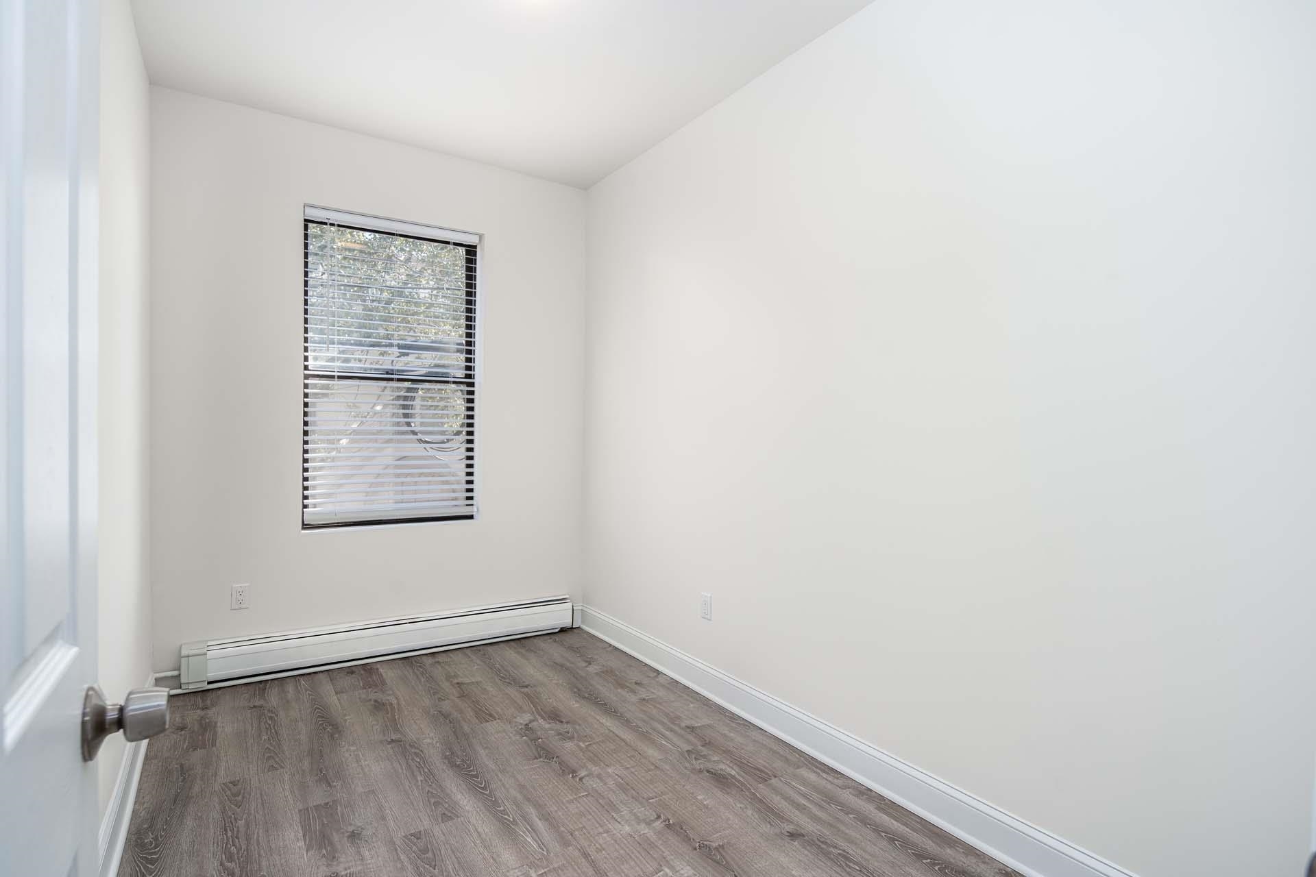 565 PALISADE AVE Unit: 9