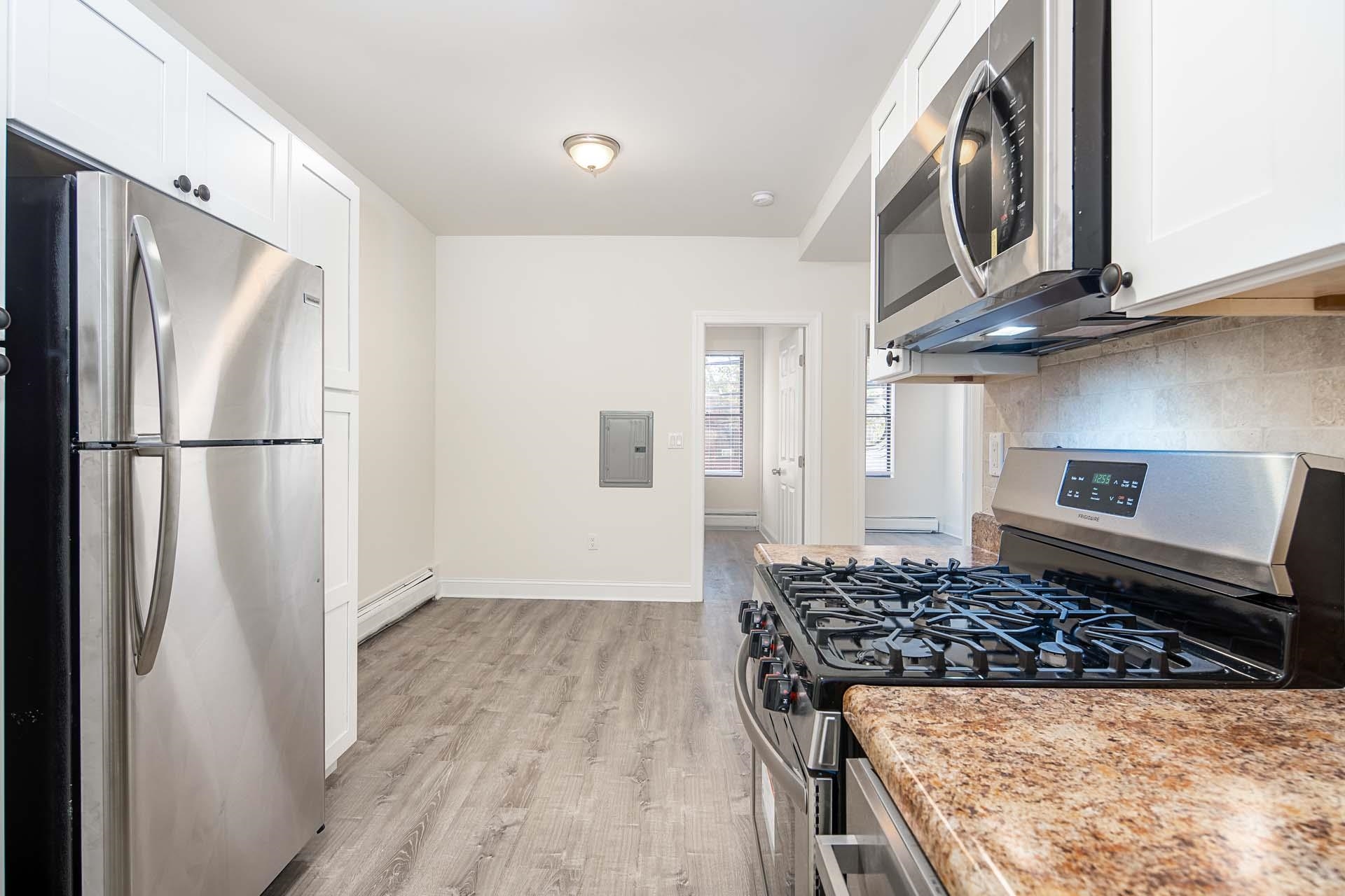565 PALISADE AVE Unit: 9