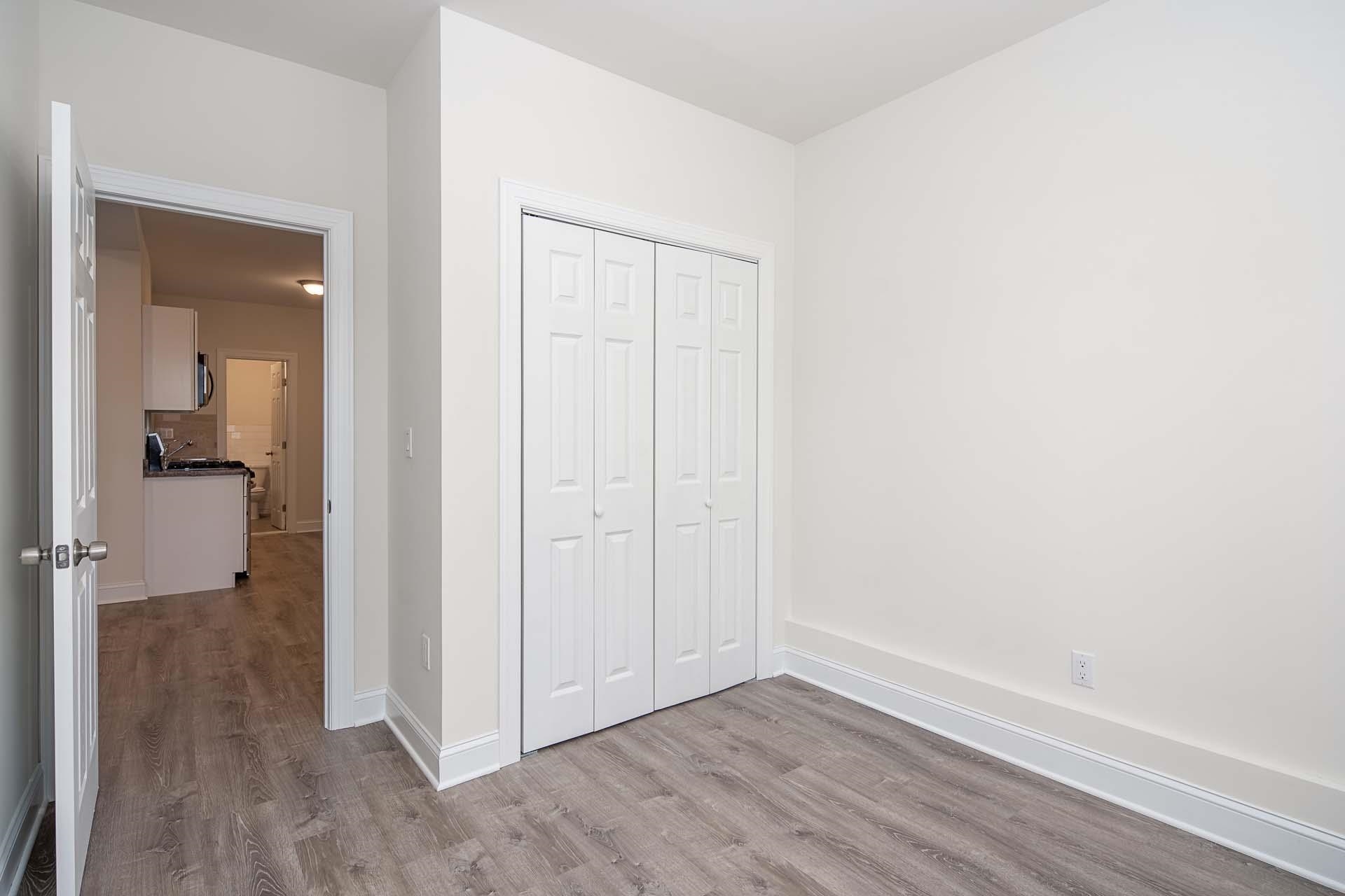 565 PALISADE AVE Unit: 9