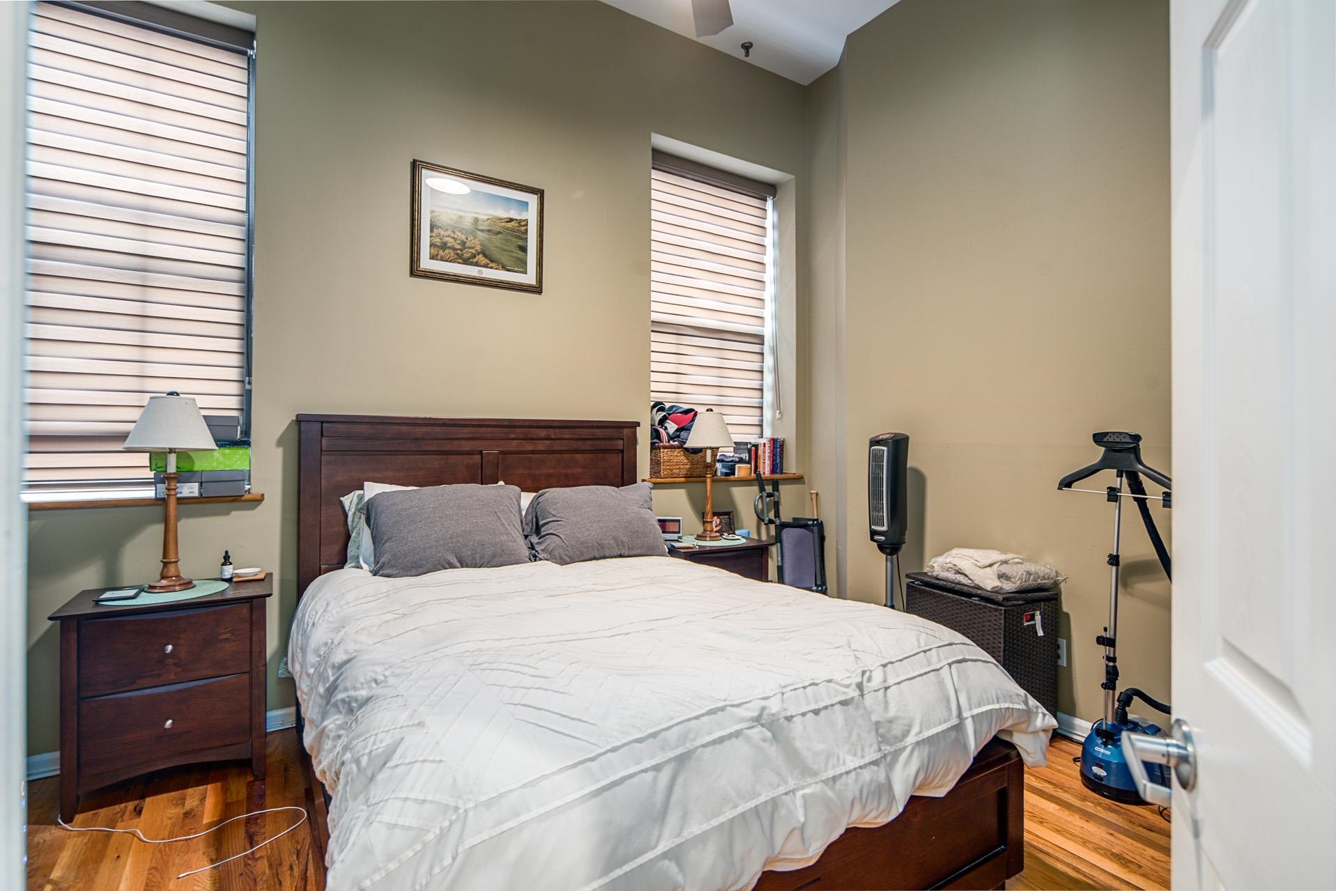1015 GRAND ST Unit: 4G