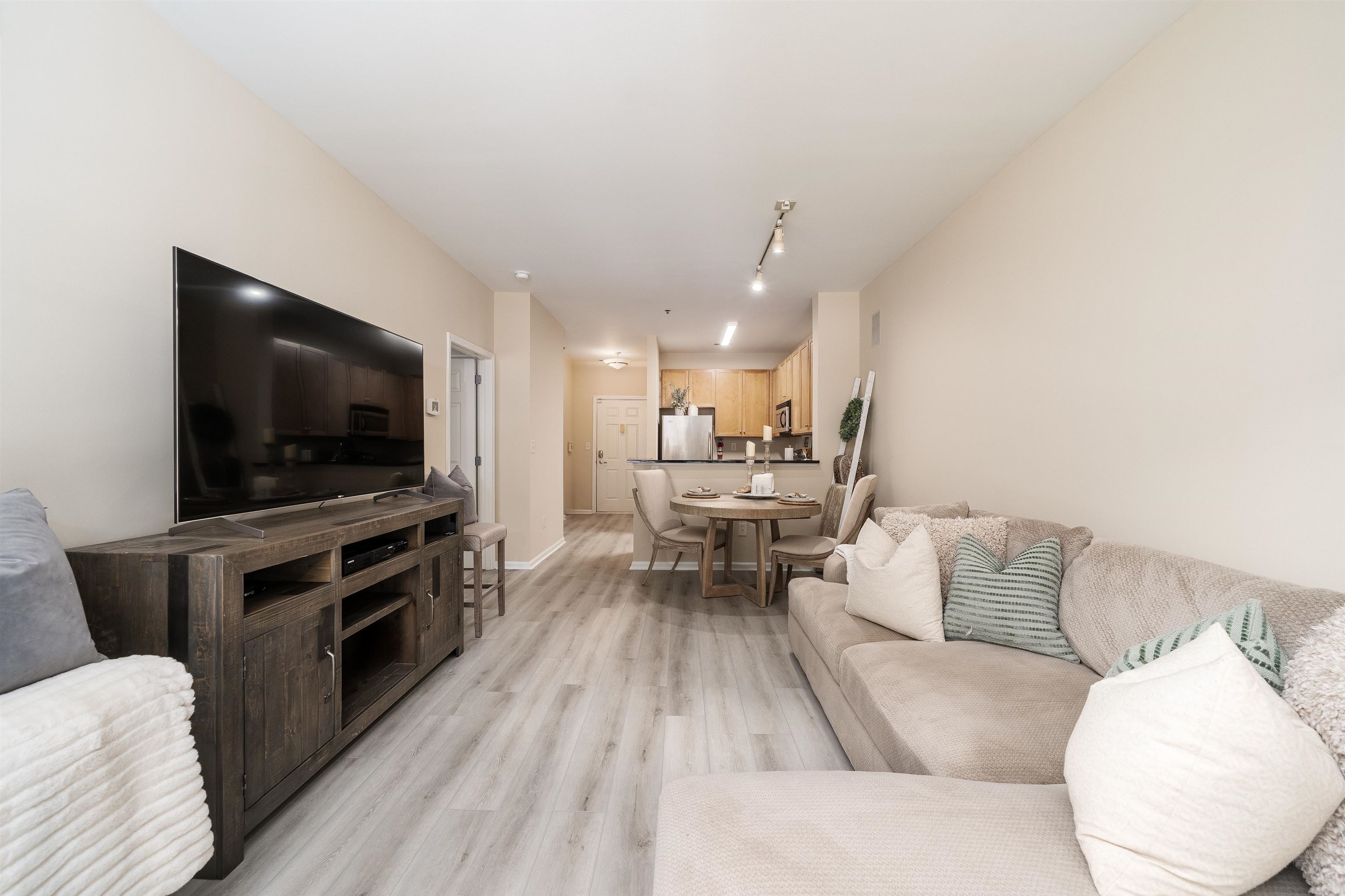 24 AVENUE AT PORT IMPERIAL Unit: 112