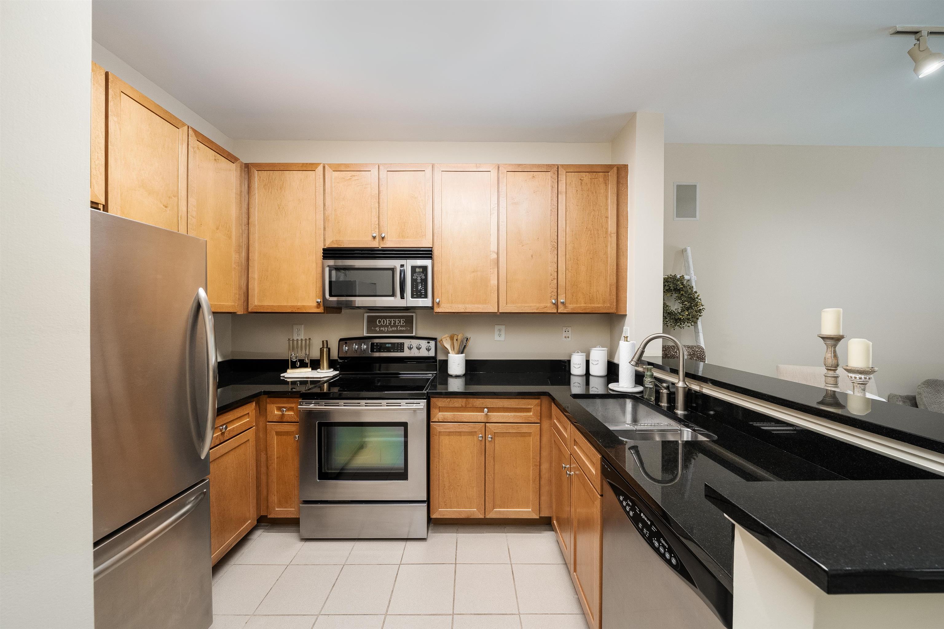 24 AVENUE AT PORT IMPERIAL Unit: 112