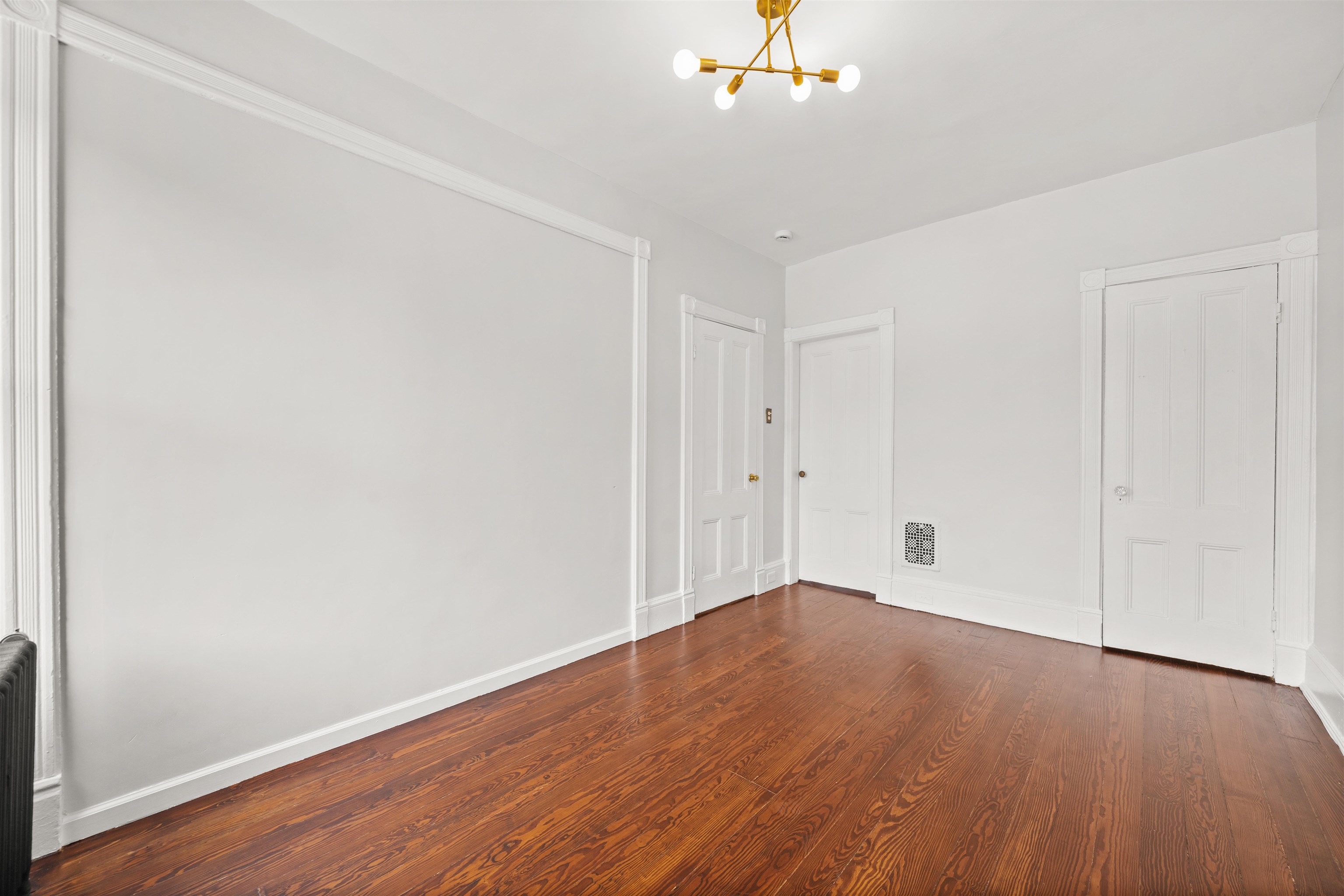 309 SUMMIT AVE