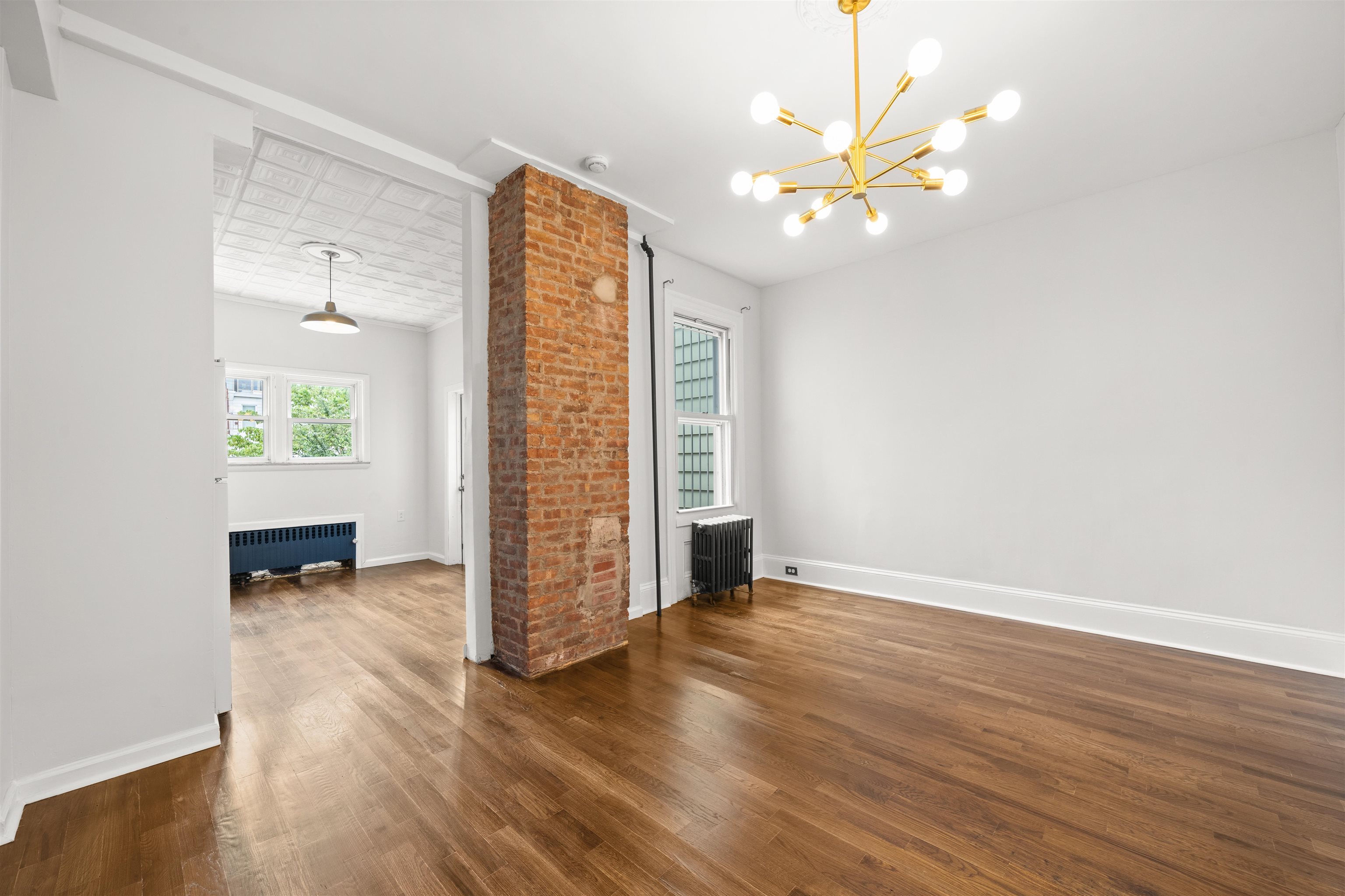 309 SUMMIT AVE