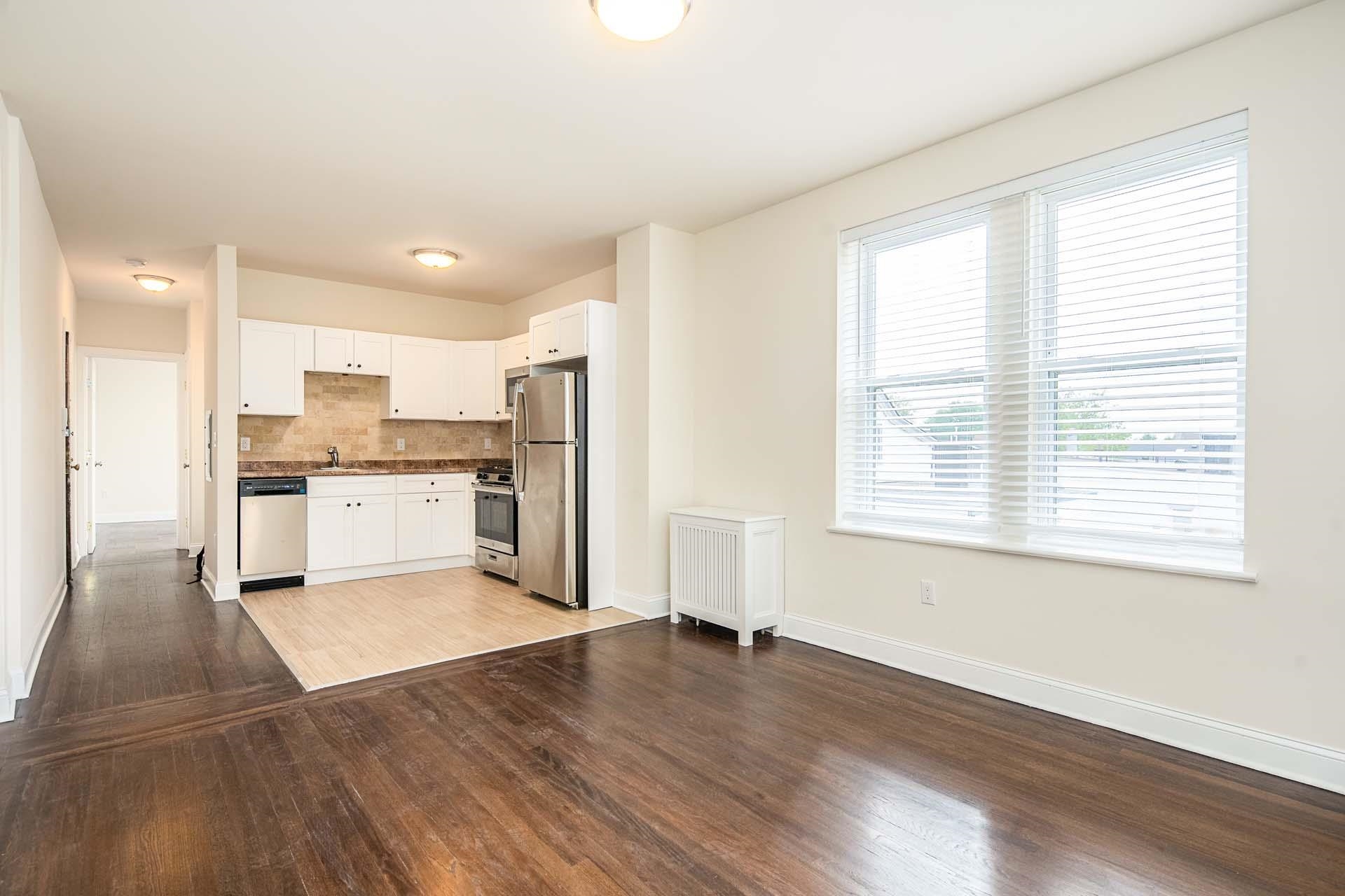 86 CHARLES ST Unit: 104