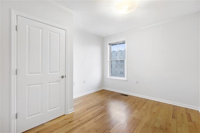 437-1 WHITON ST Unit: 1