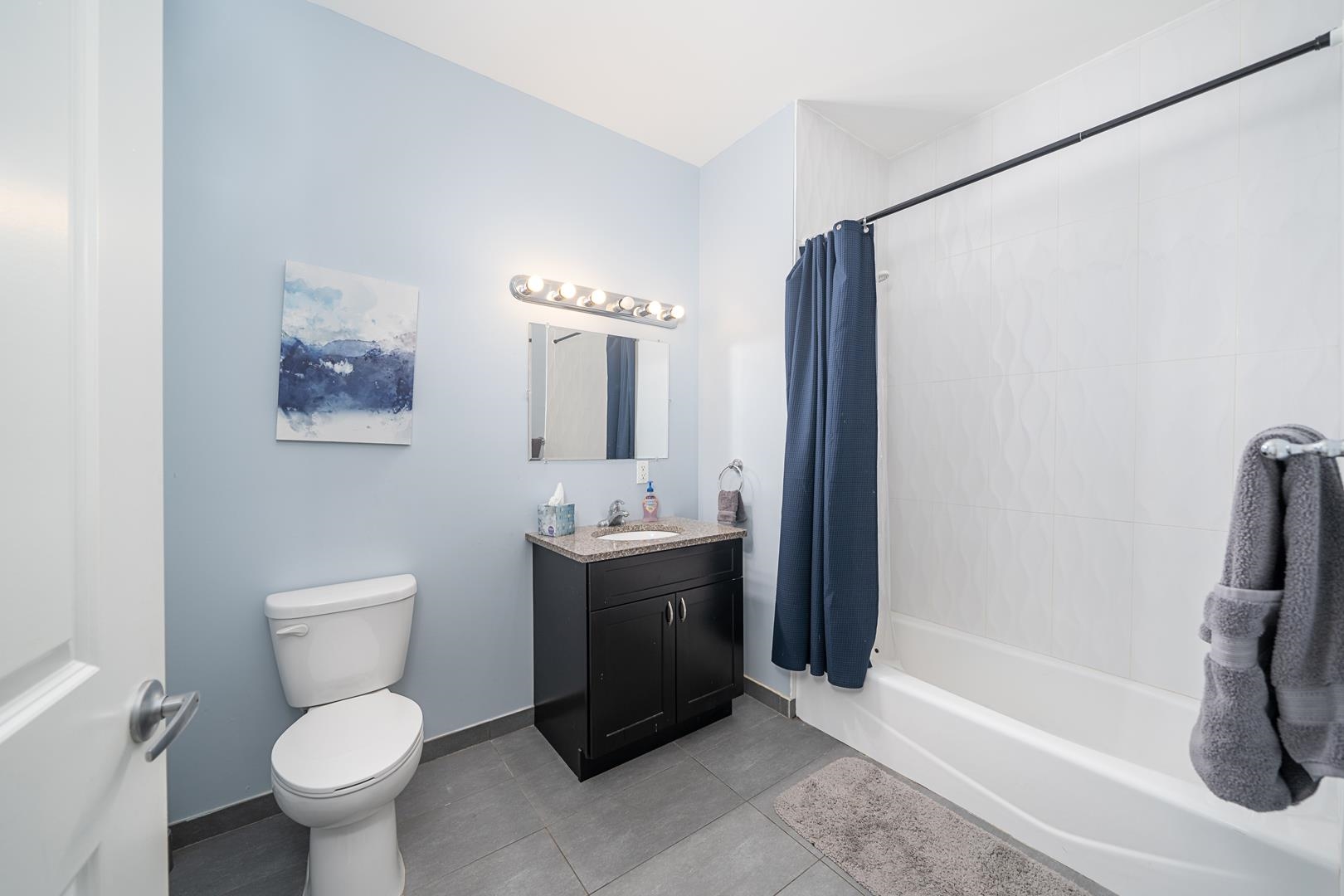 235 ORIENT AVE Unit: 8