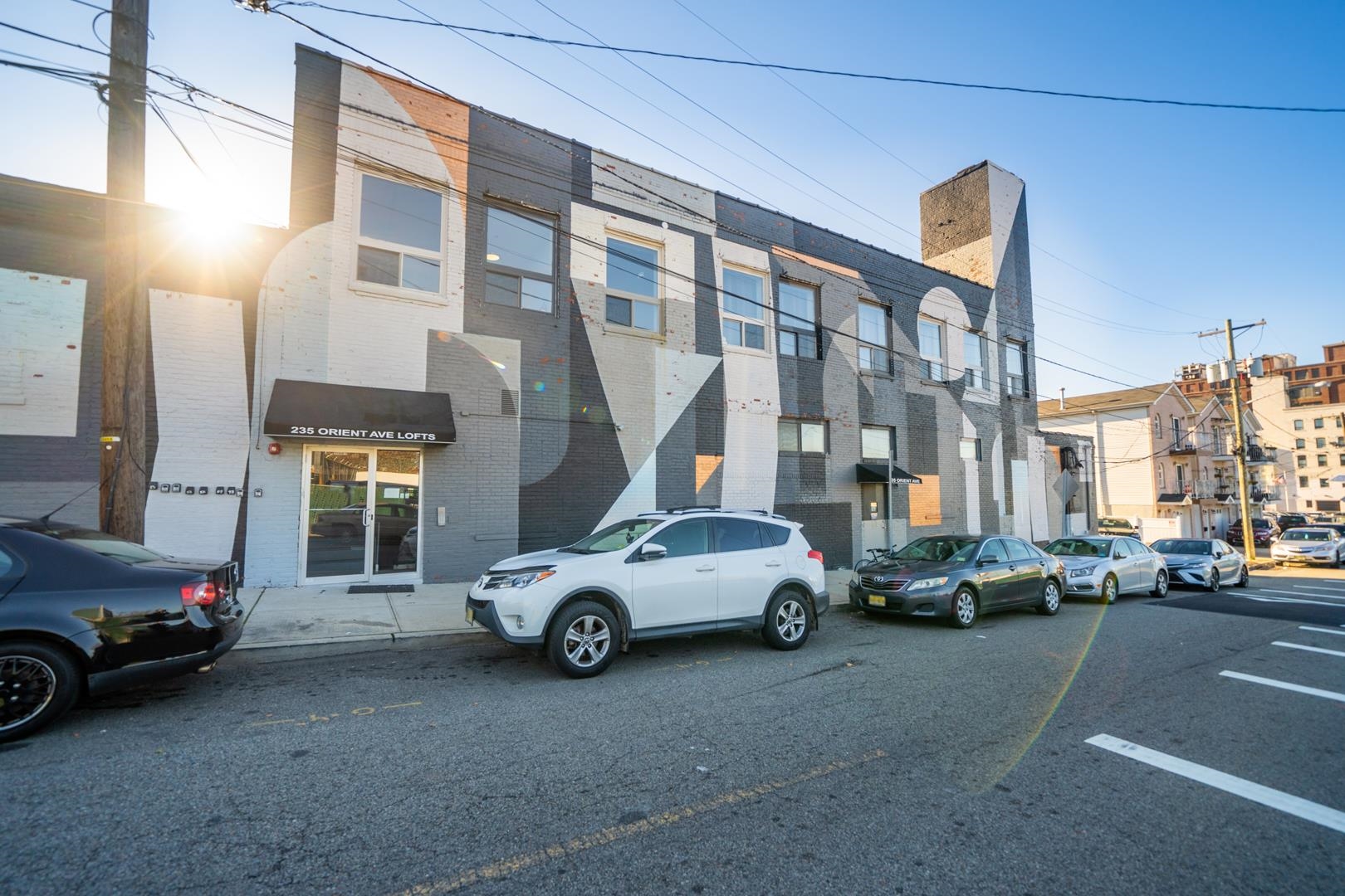 235 ORIENT AVE Unit: 8
