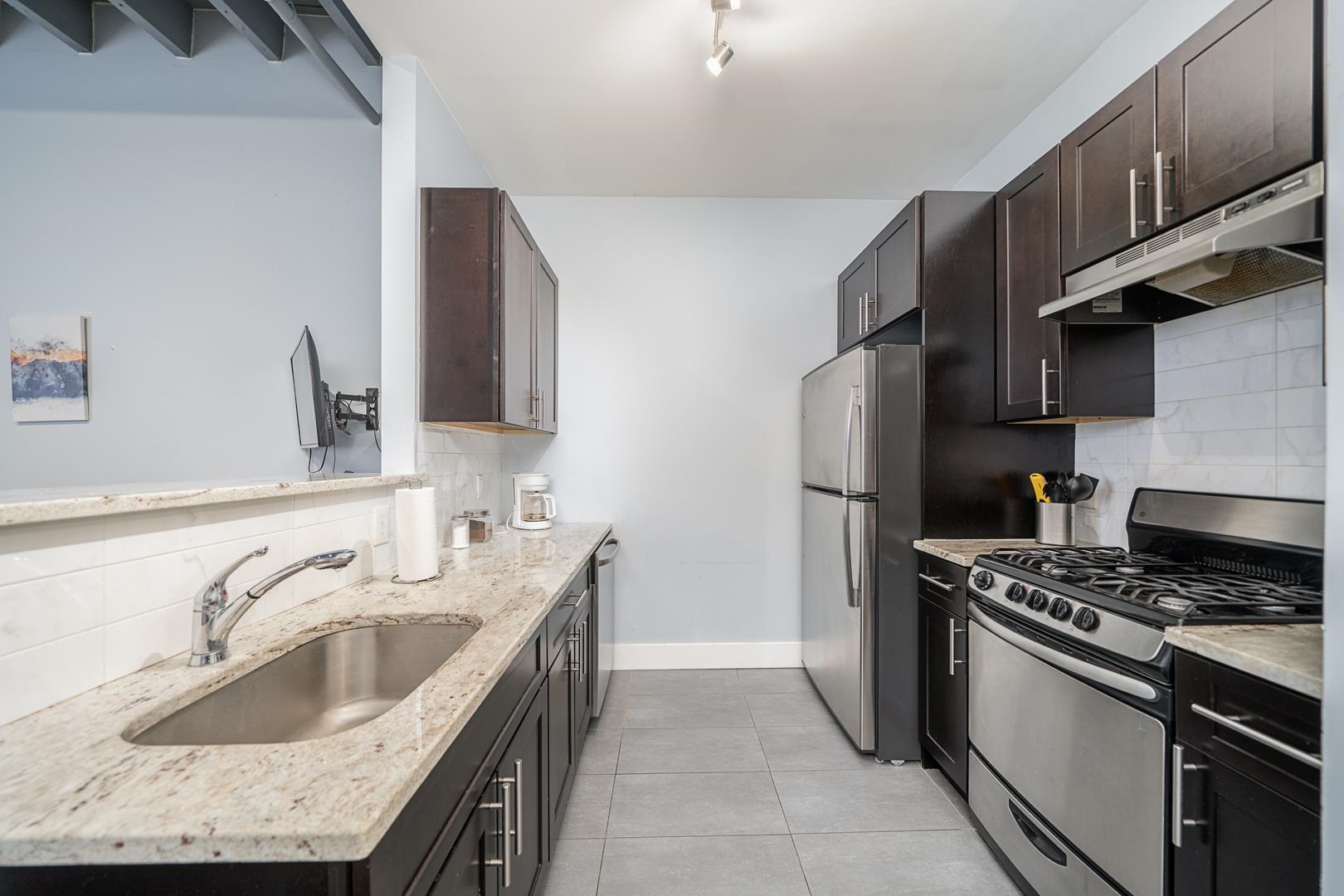 235 ORIENT AVE Unit: 8