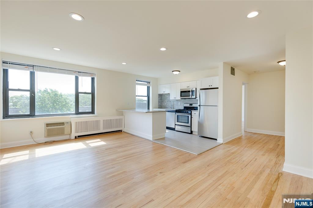100 Central Avenue 5B