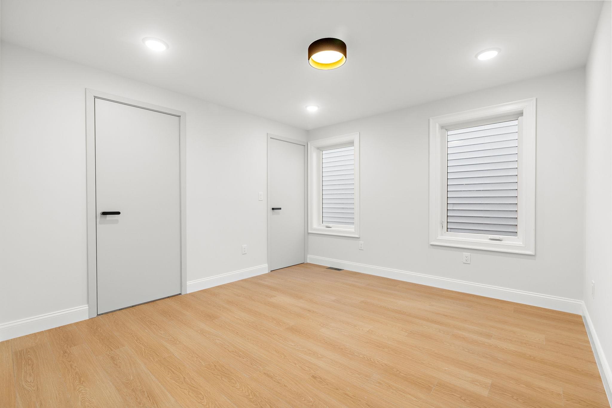 192 CAMBRIDGE AVE Unit: 5