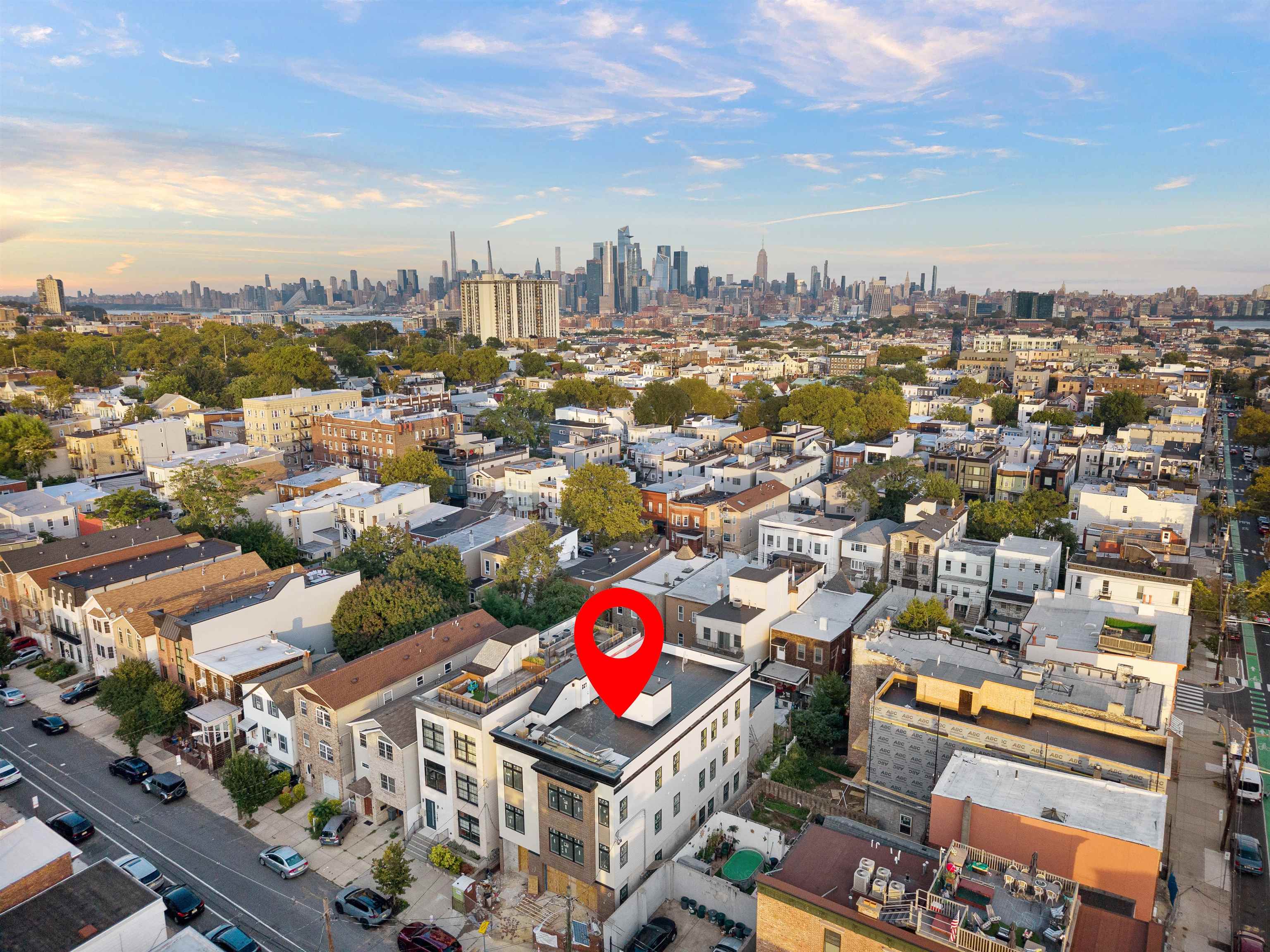 192 CAMBRIDGE AVE Unit: 3