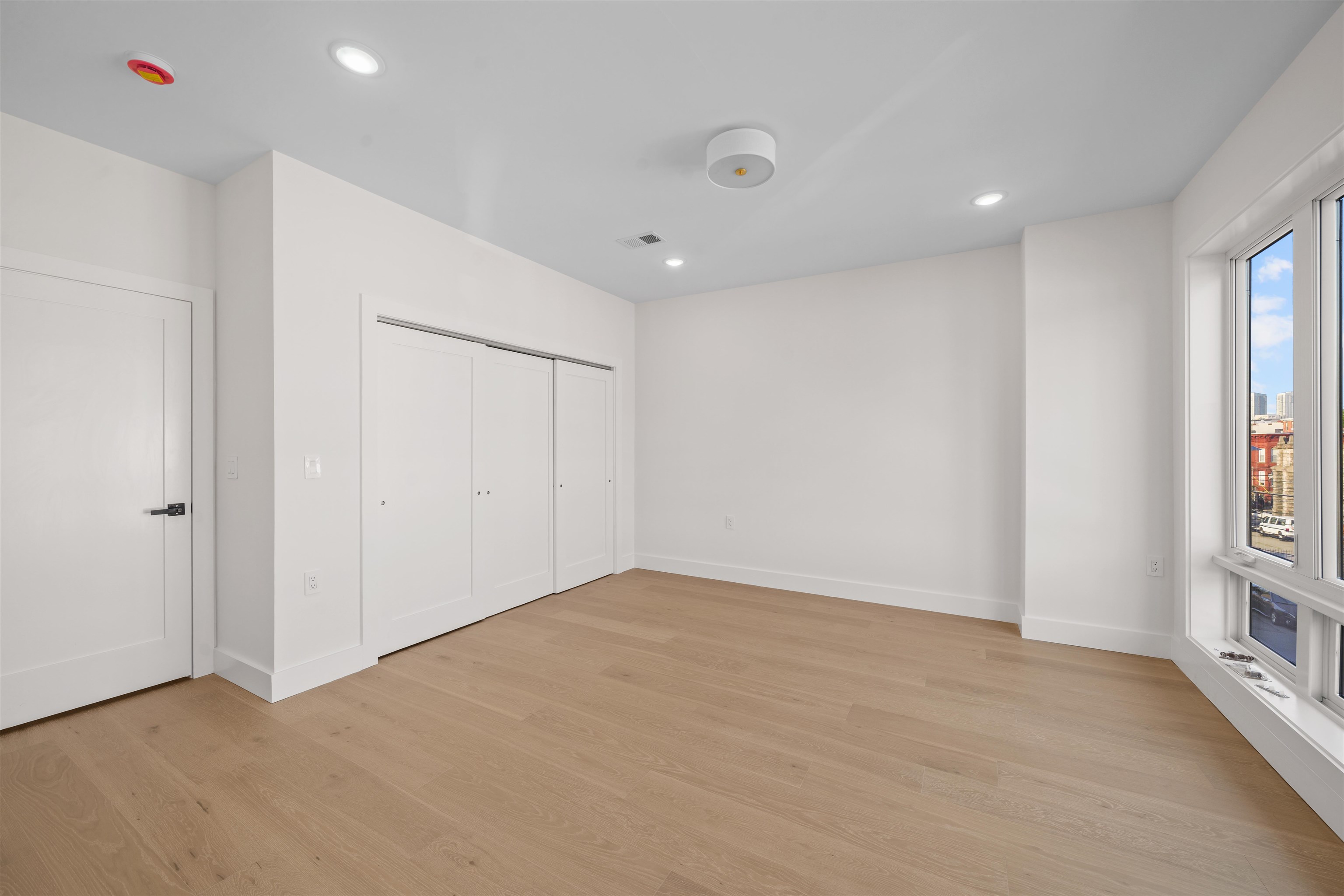249.5 HALLADAY ST Unit: 2