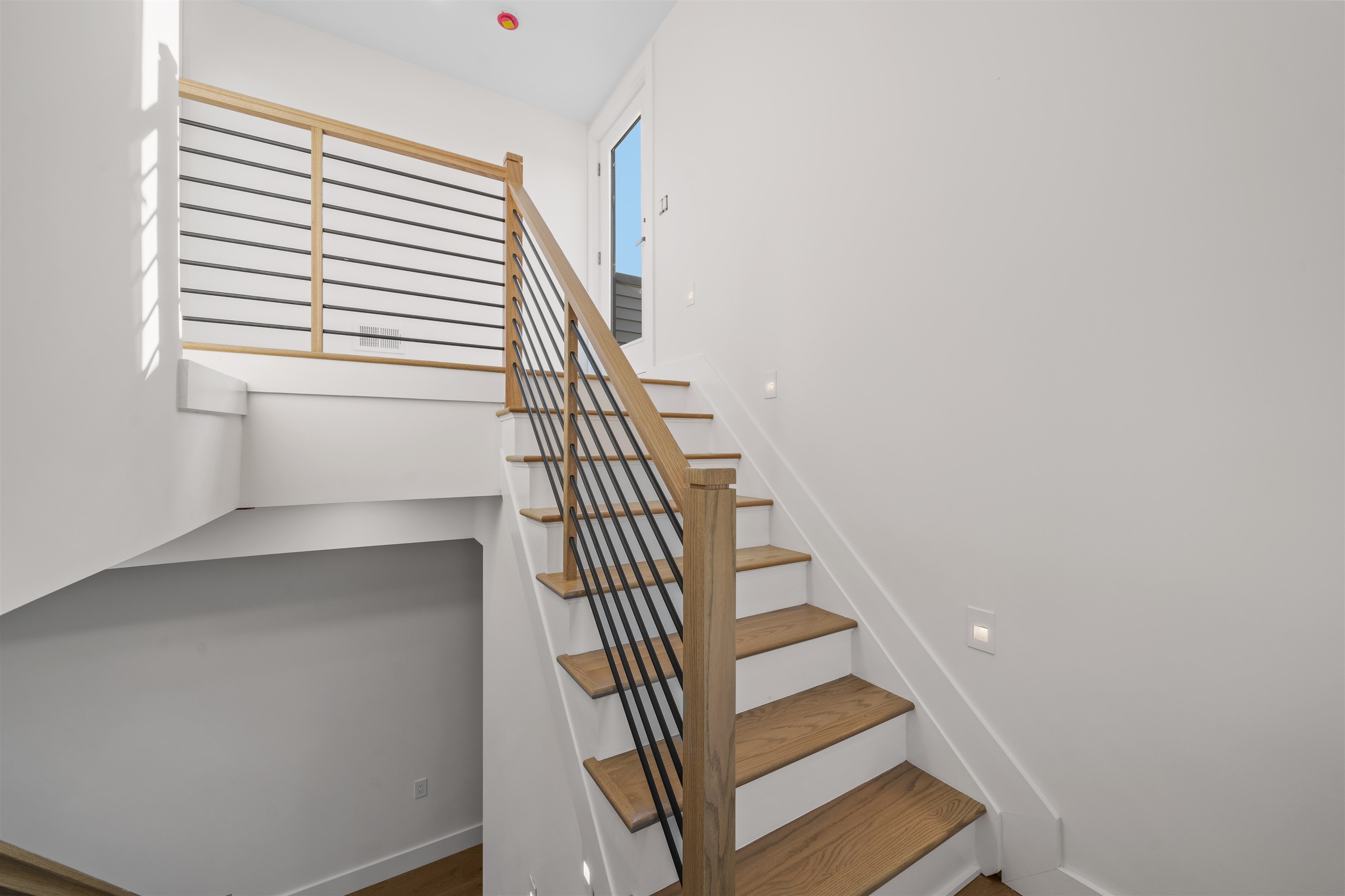 249.5 HALLADAY ST Unit: 2