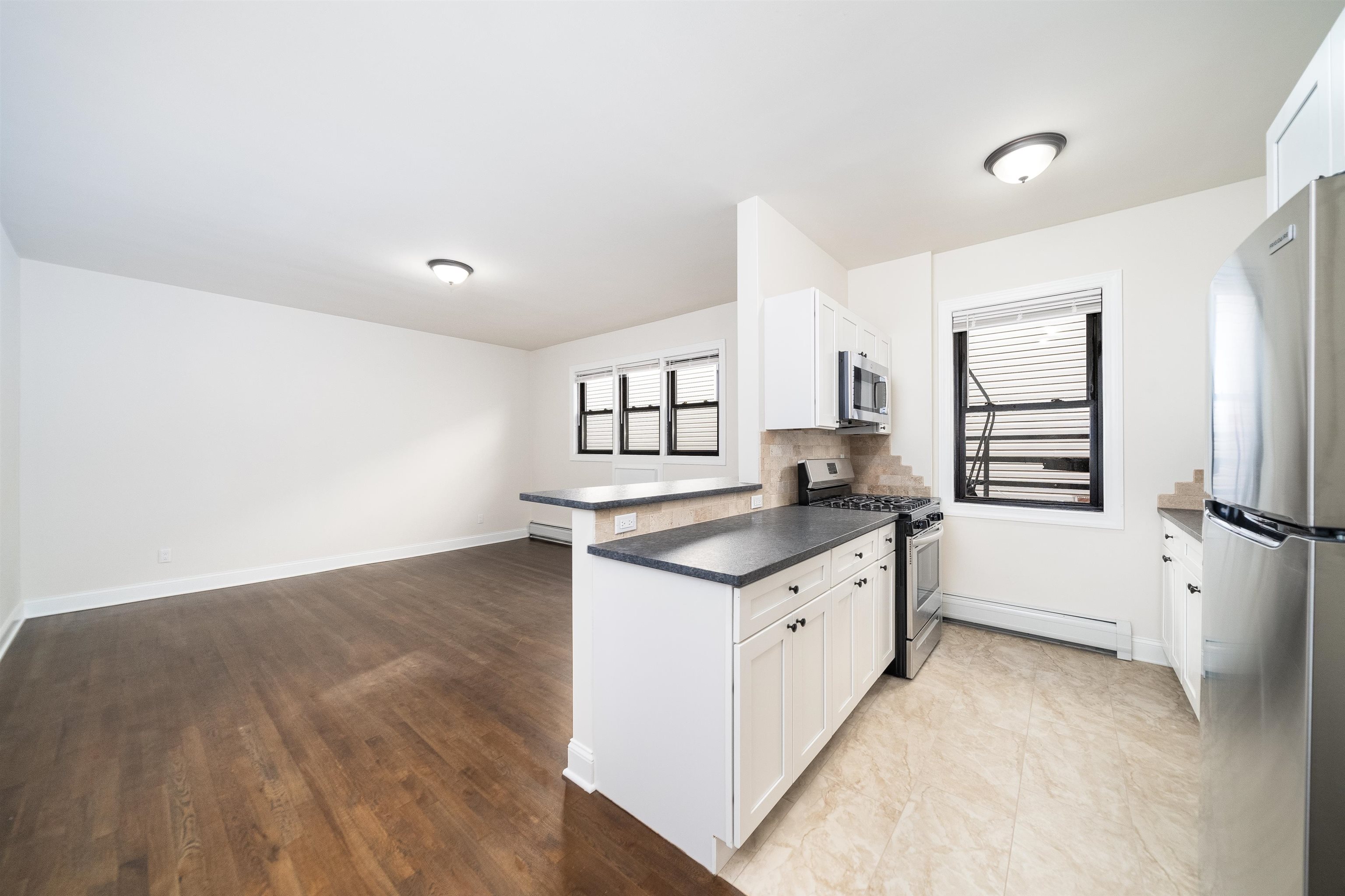 119 TERRACE AVE Unit: 2