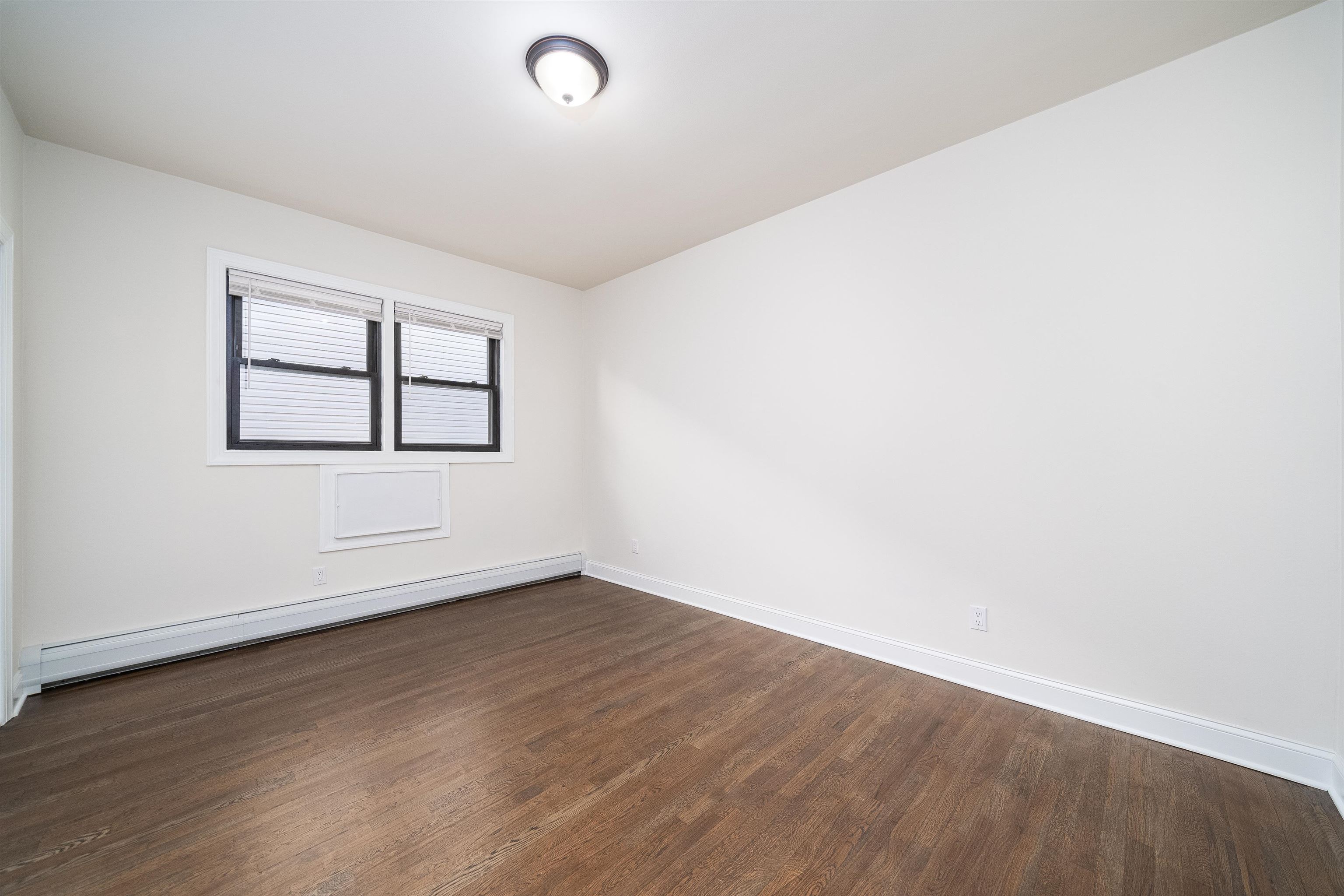 119 TERRACE AVE Unit: 2