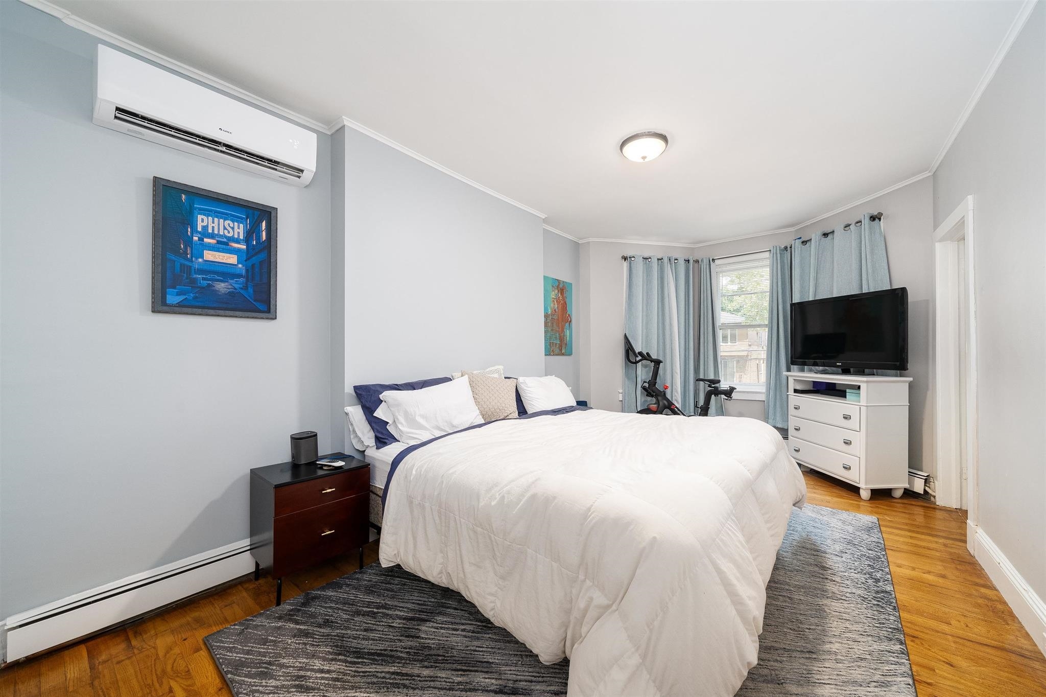27 RESERVOIR AVE Unit: 2