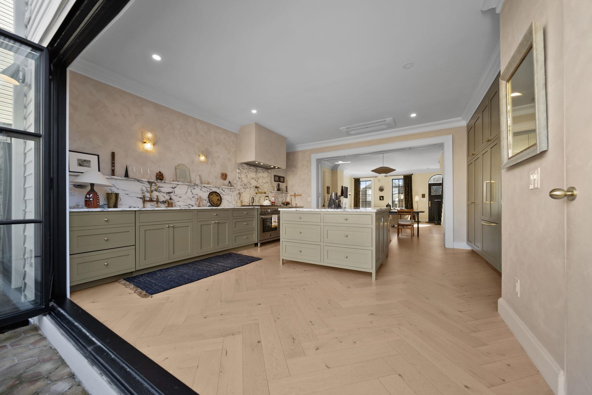 16A PATERSON ST