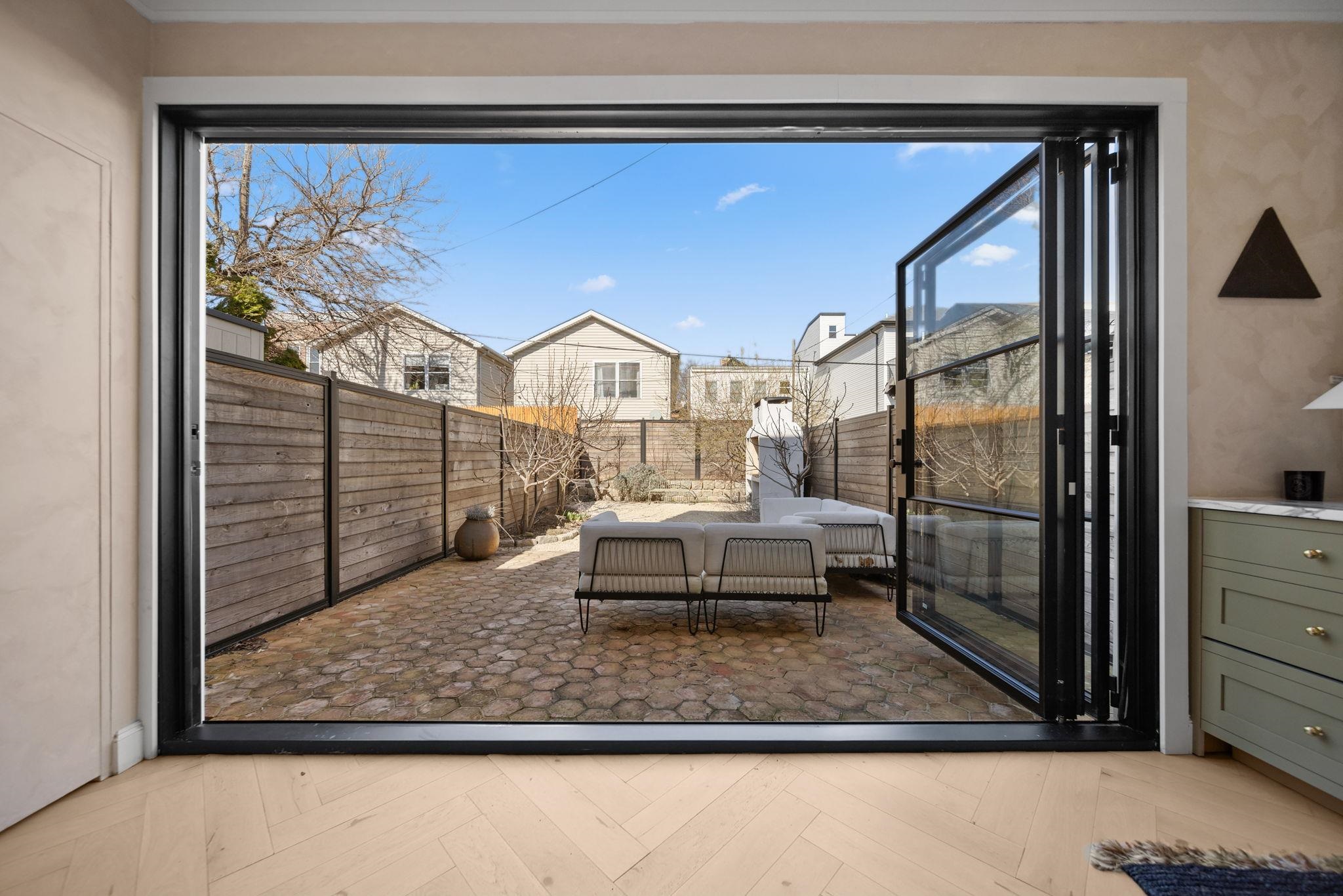 16A PATERSON ST