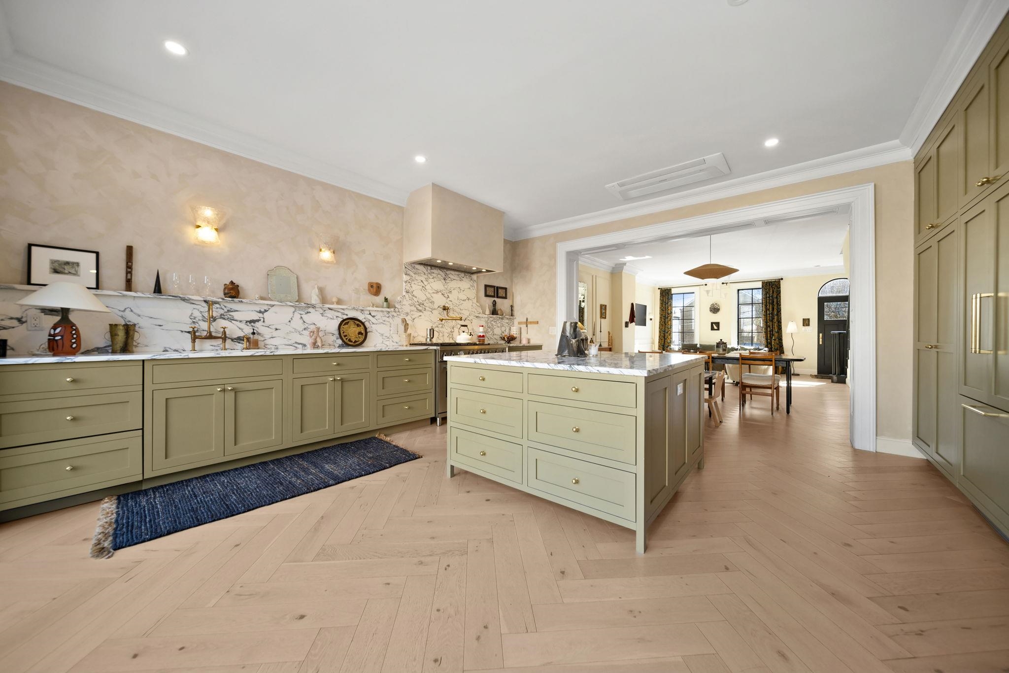 16A PATERSON ST