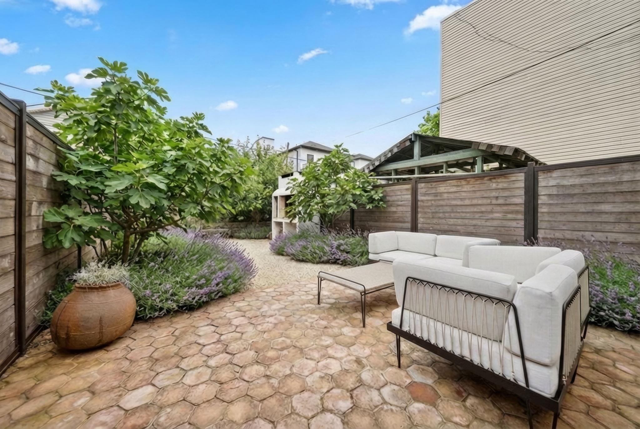 16A PATERSON ST
