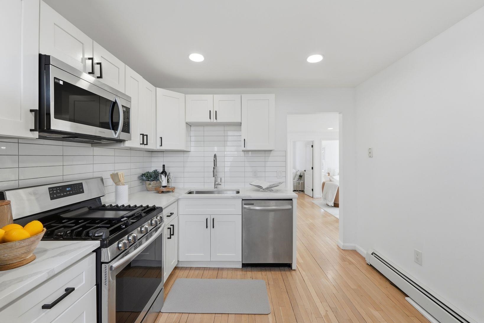 77 CONGRESS ST Unit: 2