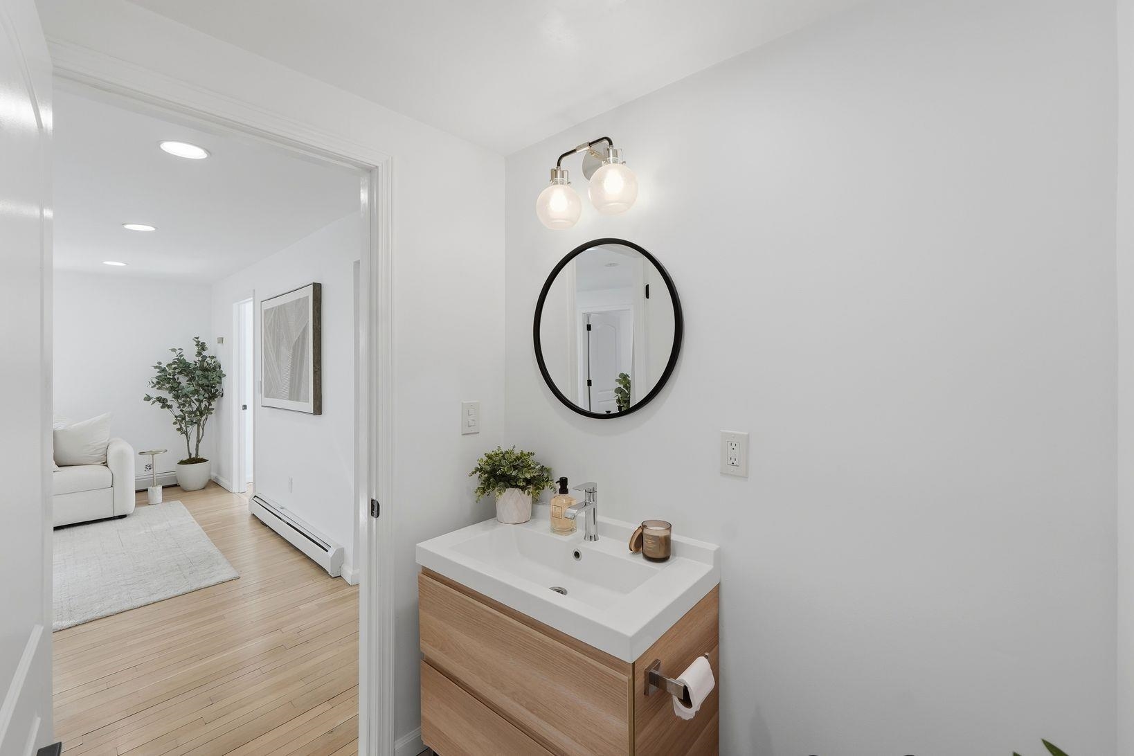 77 CONGRESS ST Unit: 2