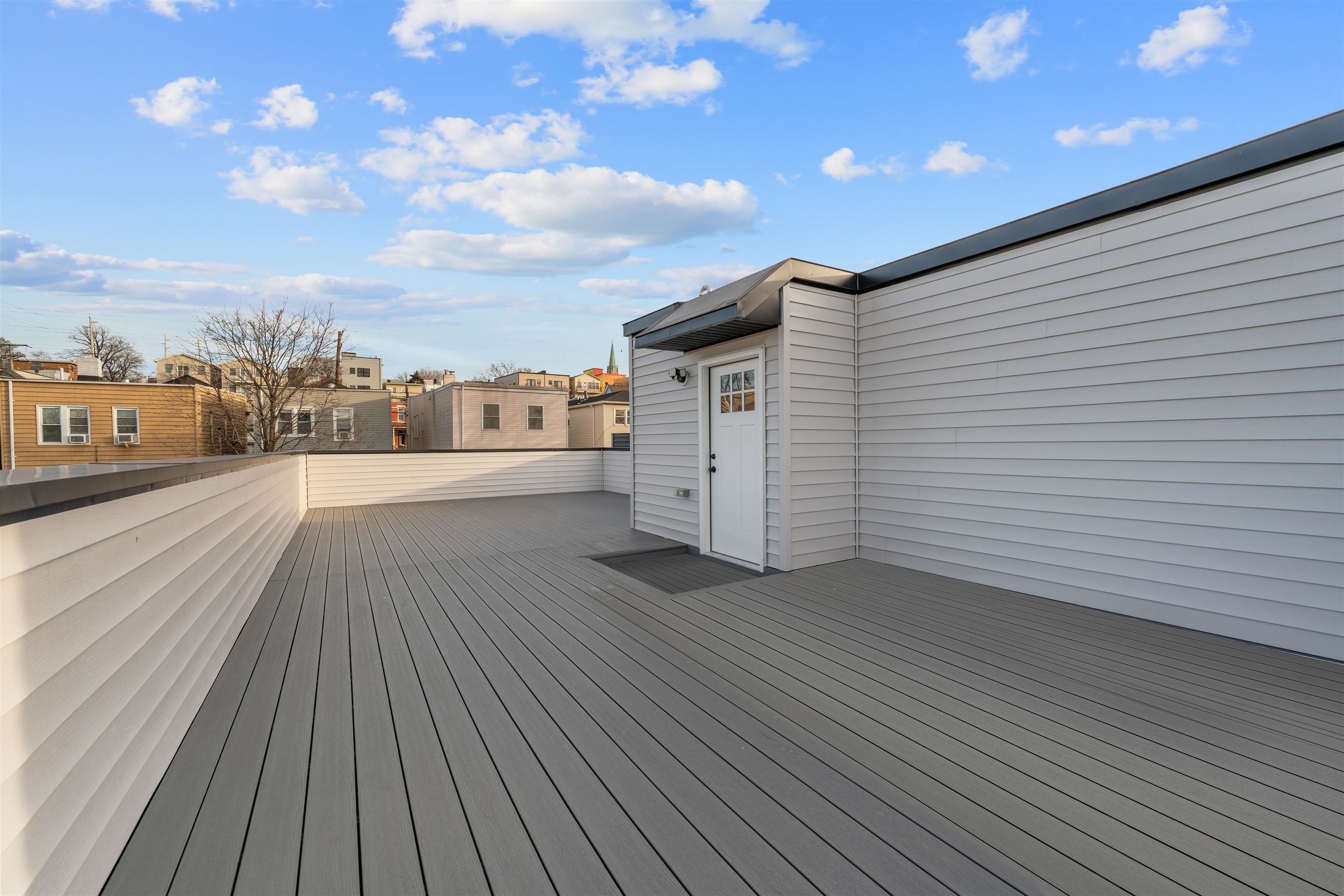 272 TERRACE AVE Unit: B