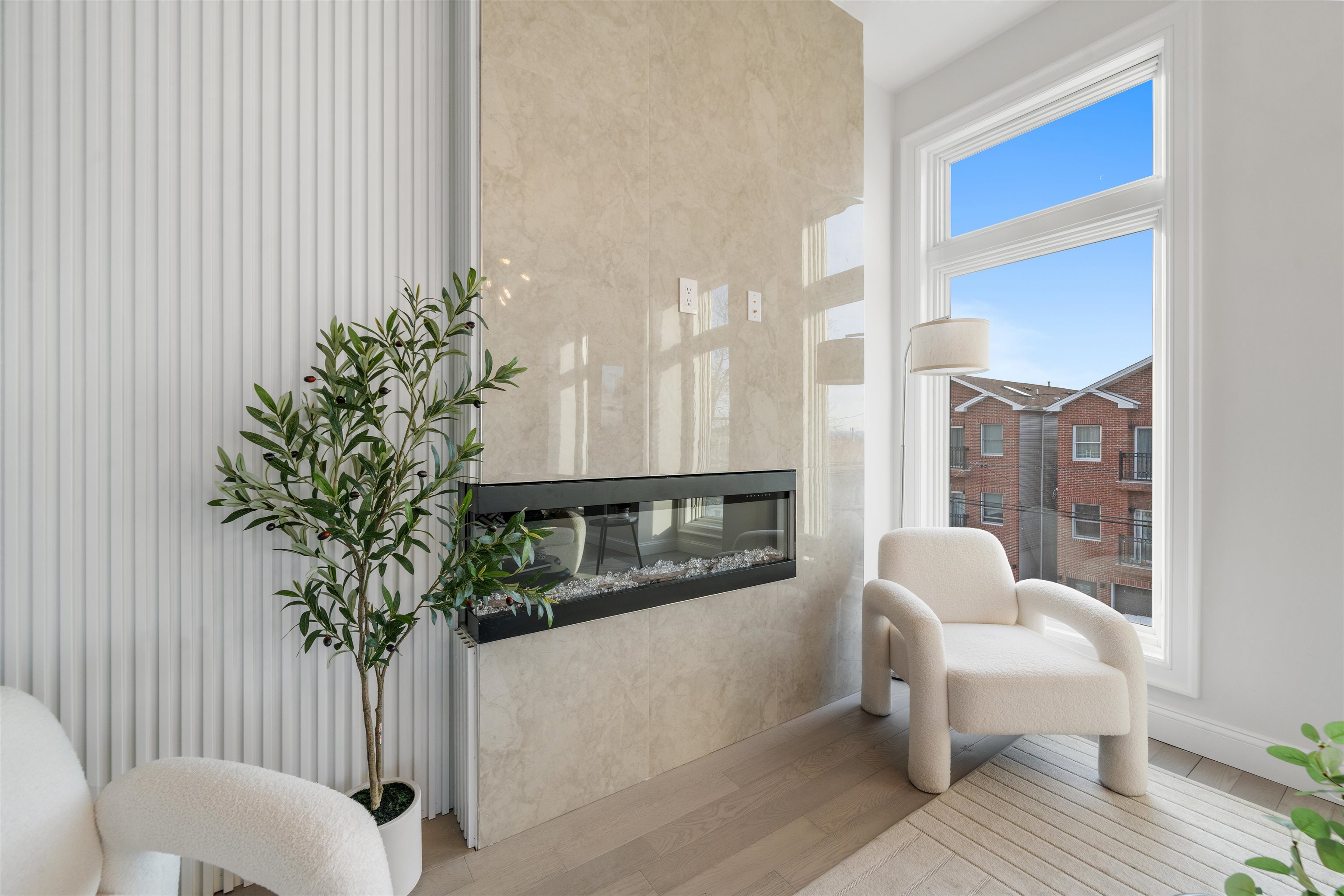 272 TERRACE AVE Unit: B
