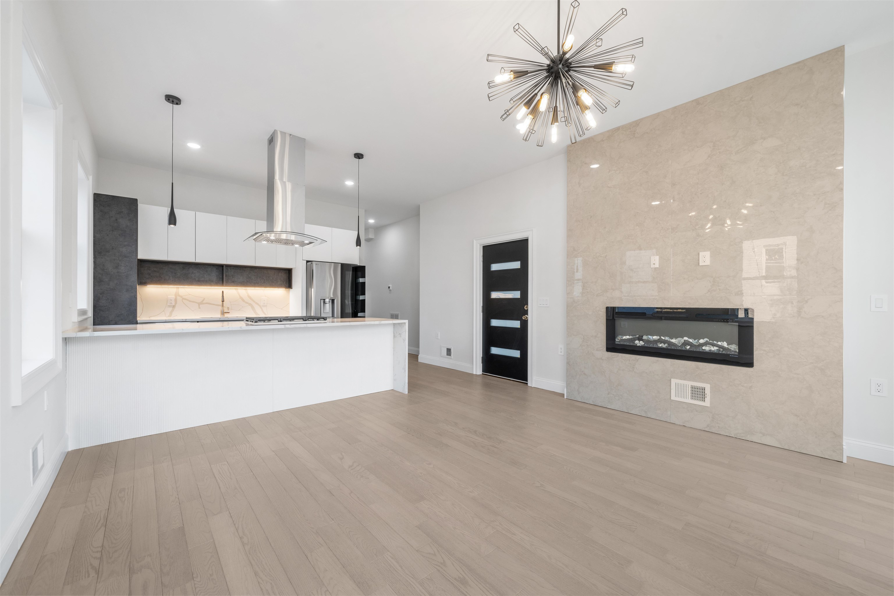 272 TERRACE AVE Unit: A