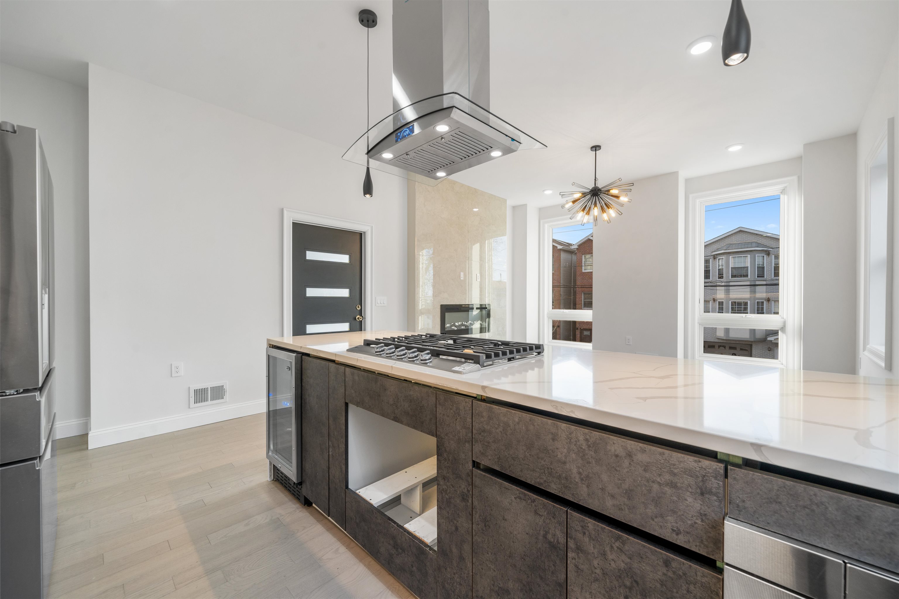 272 TERRACE AVE Unit: A