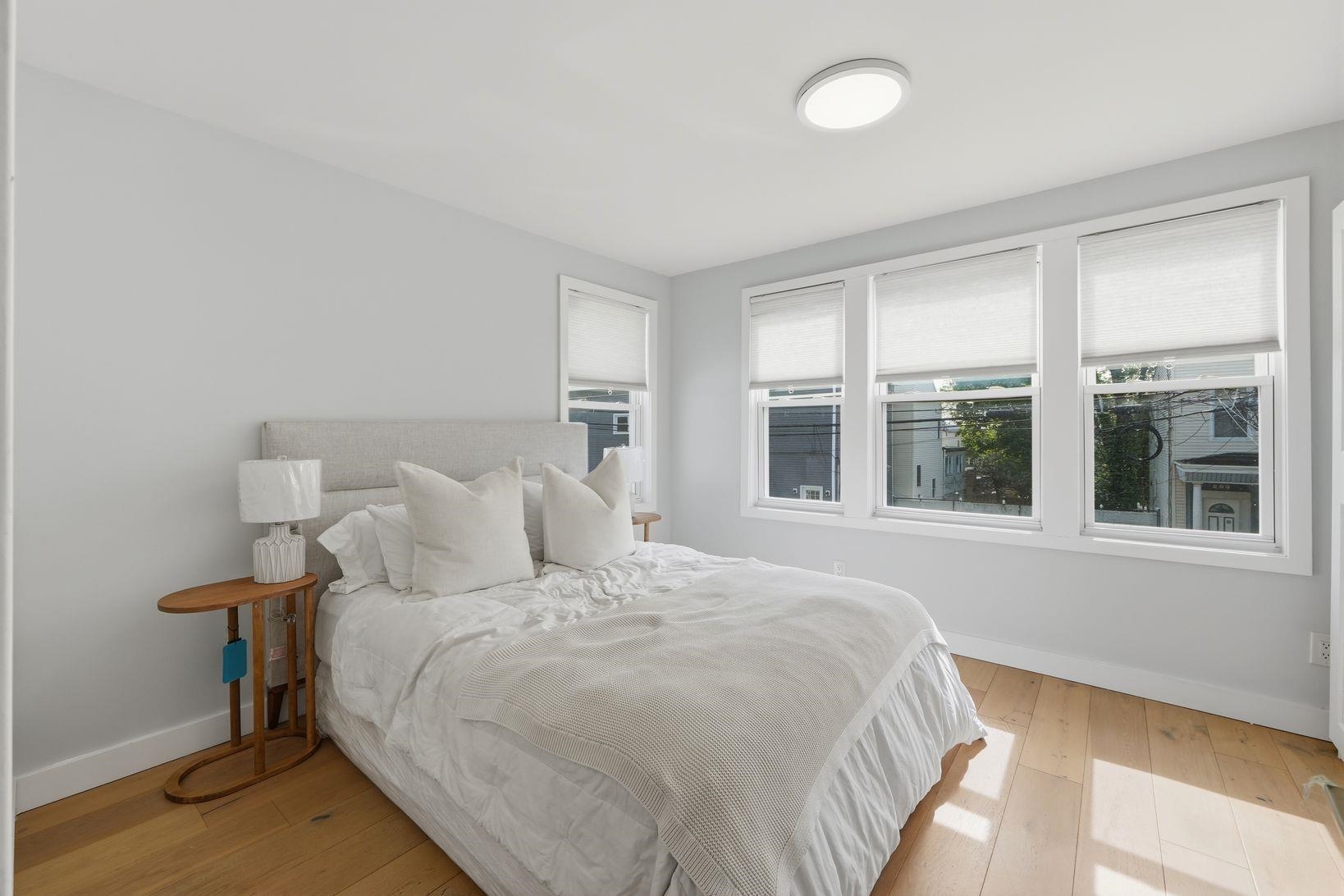 77 CONGRESS ST Unit: 3