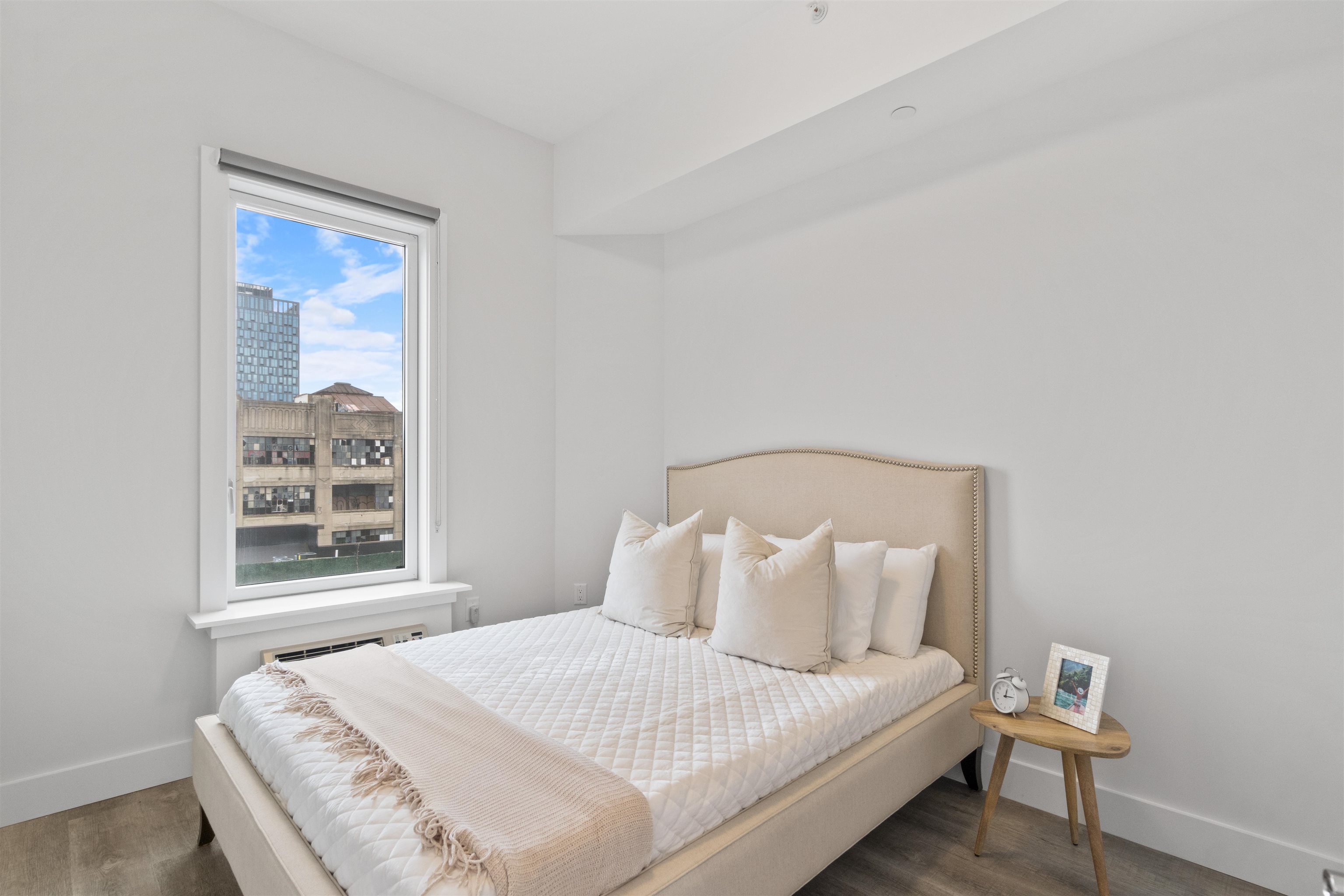 412 WHITON ST Unit: 707