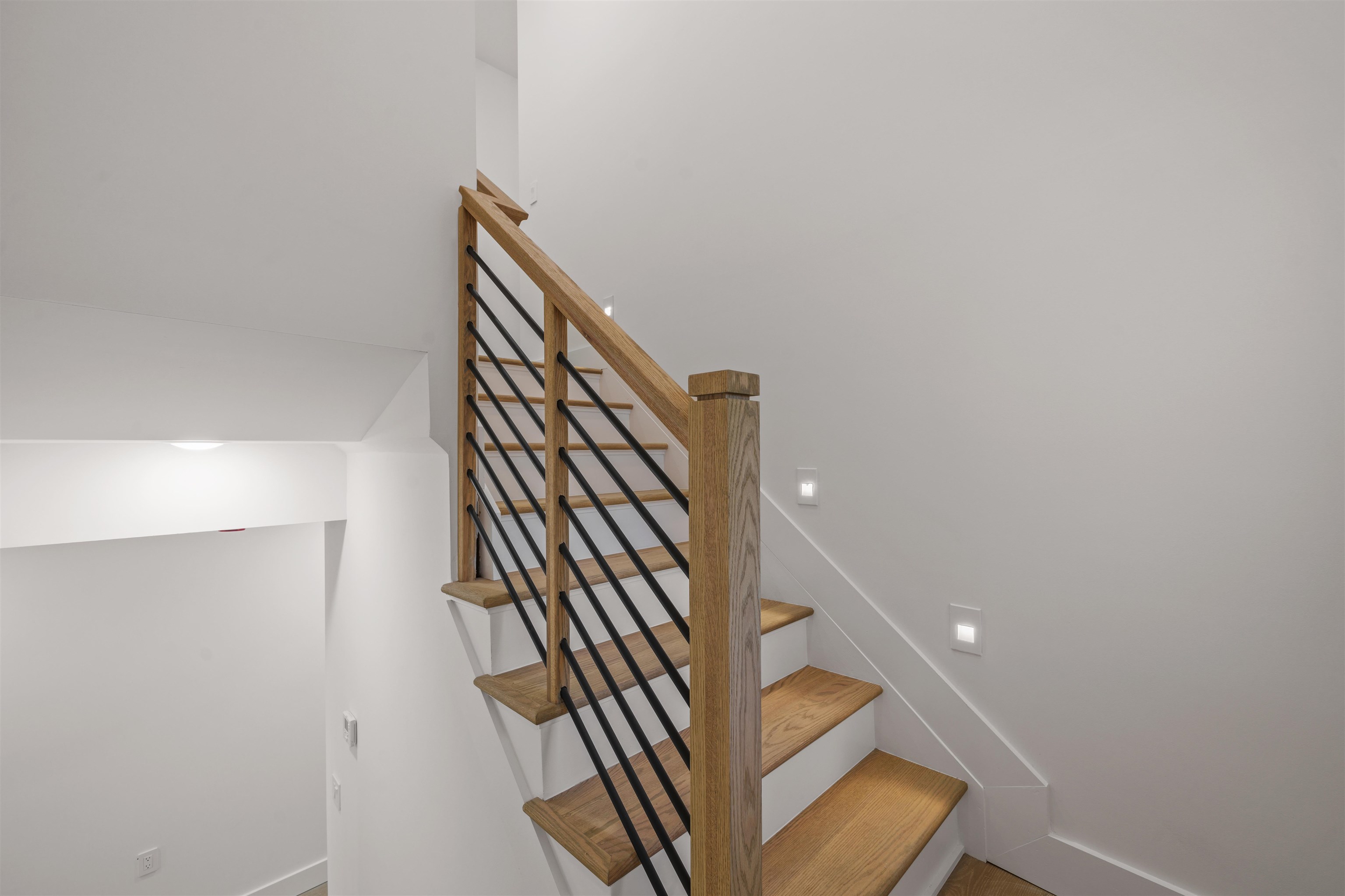 249.5 HALLADAY ST Unit: A