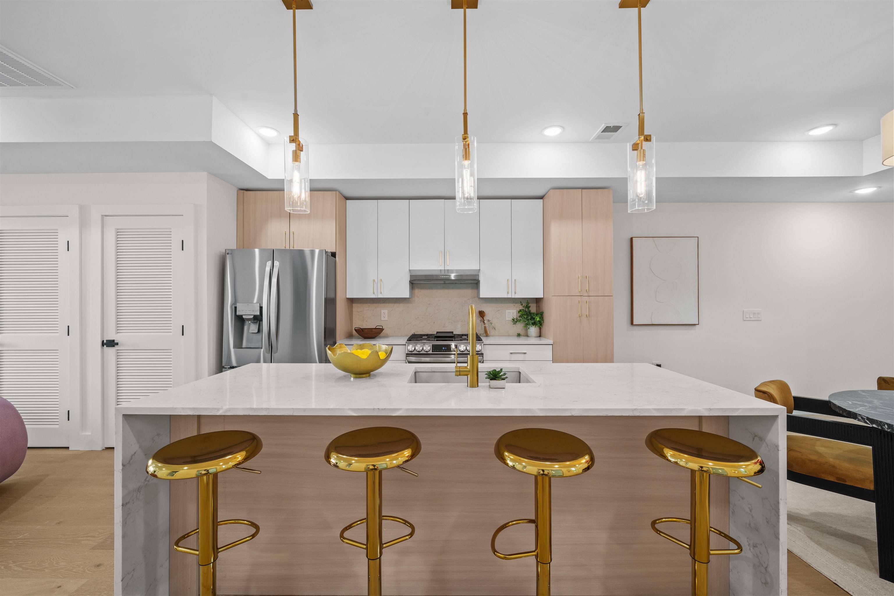 249.5 HALLADAY ST Unit: A