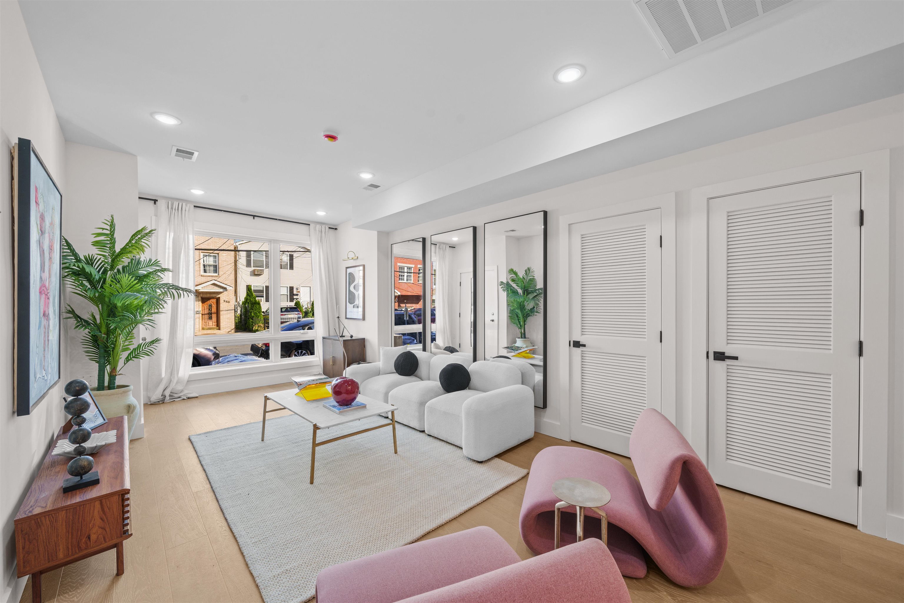 249.5 HALLADAY ST Unit: A