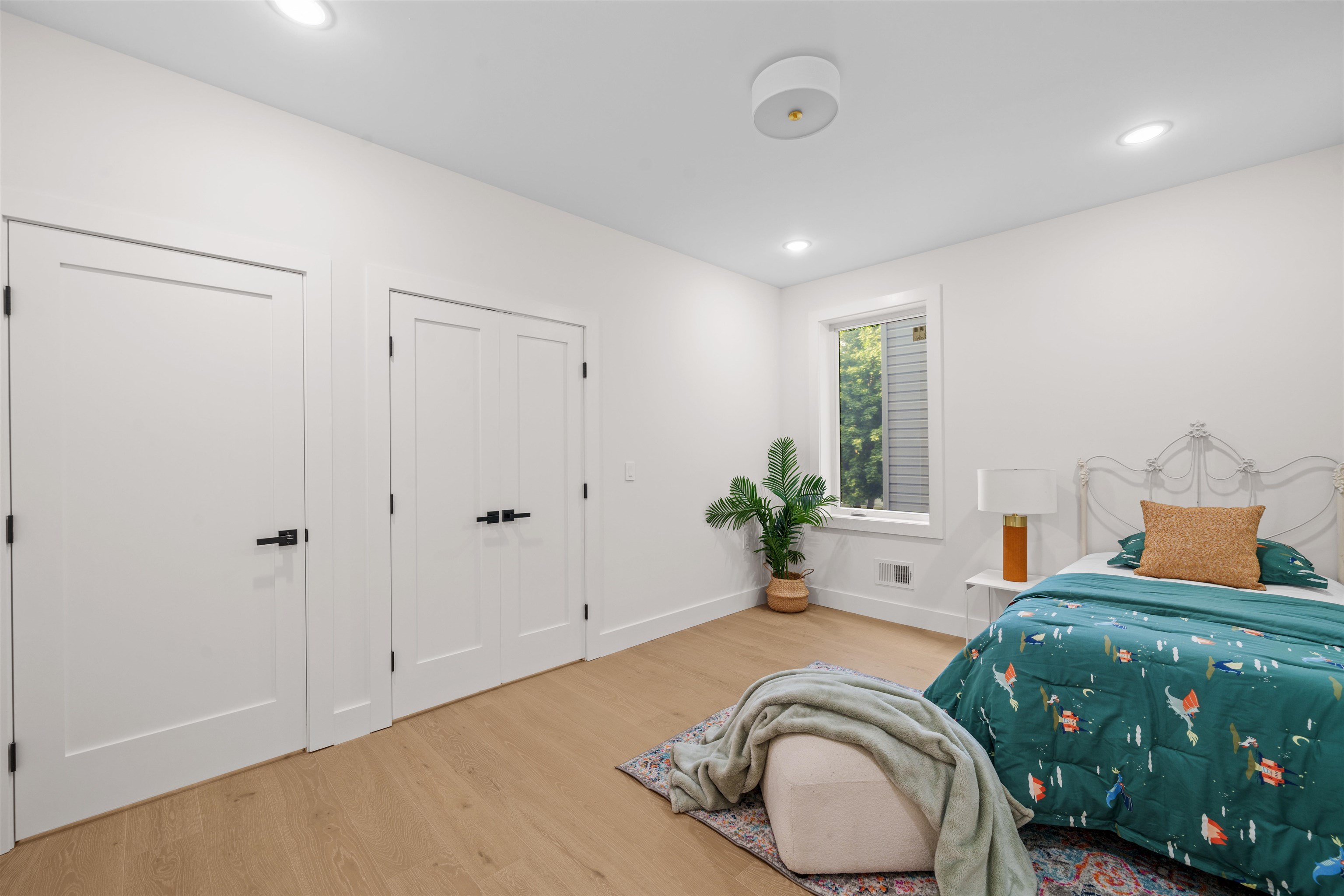 249.5 HALLADAY ST Unit: A