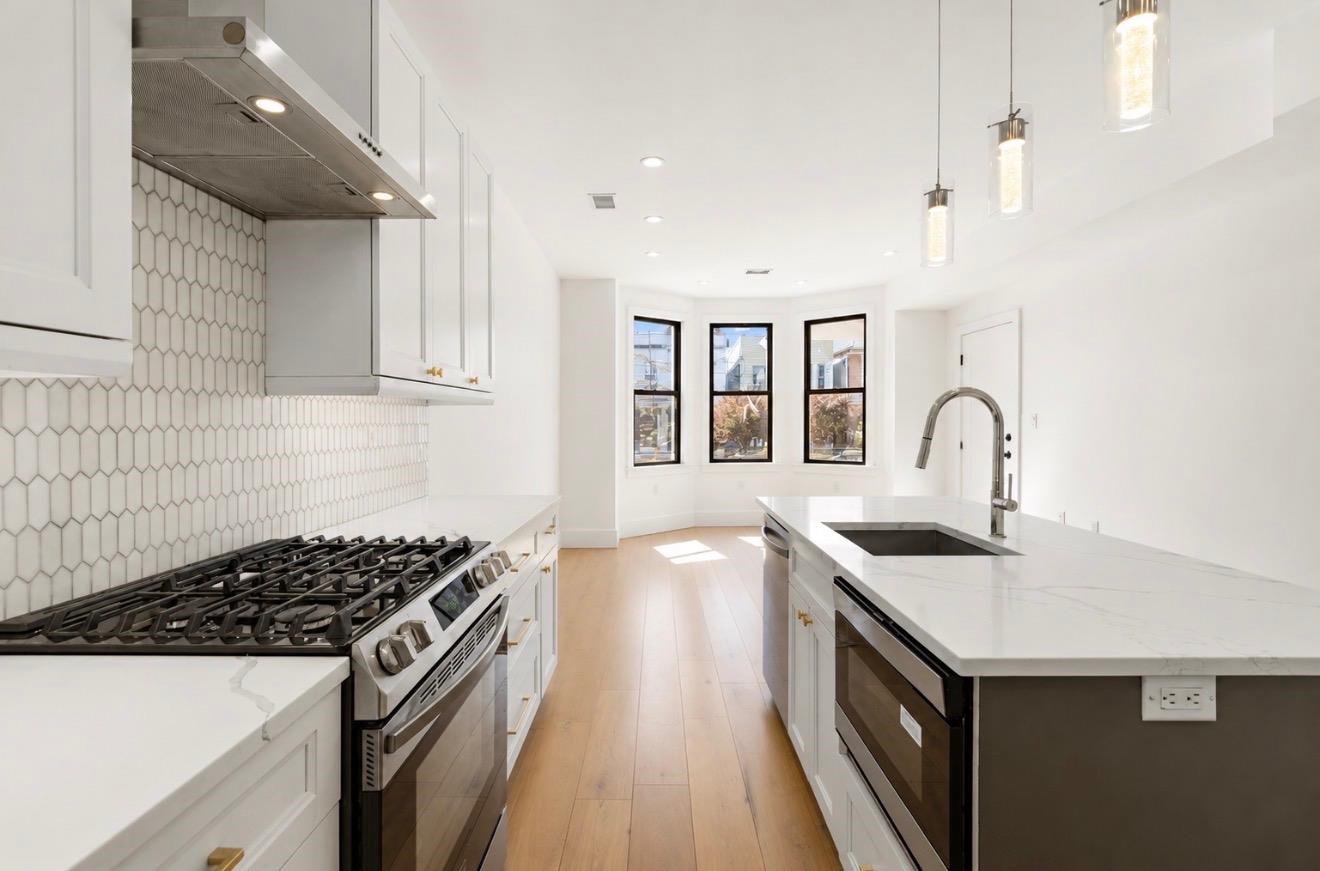 2602 PALISADE AVE Unit: 1