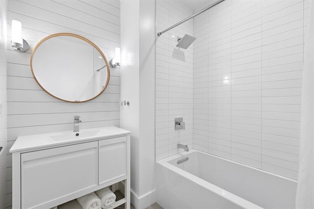 2602 PALISADE AVE Unit: 1