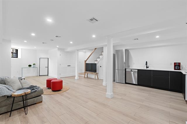 2602 PALISADE AVE Unit: 1