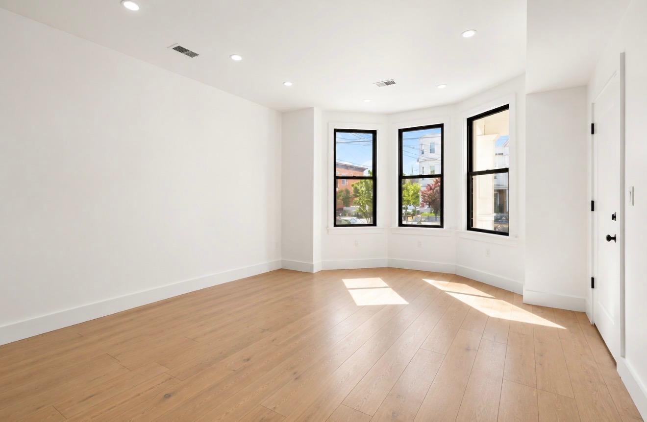 2602 PALISADE AVE Unit: 1