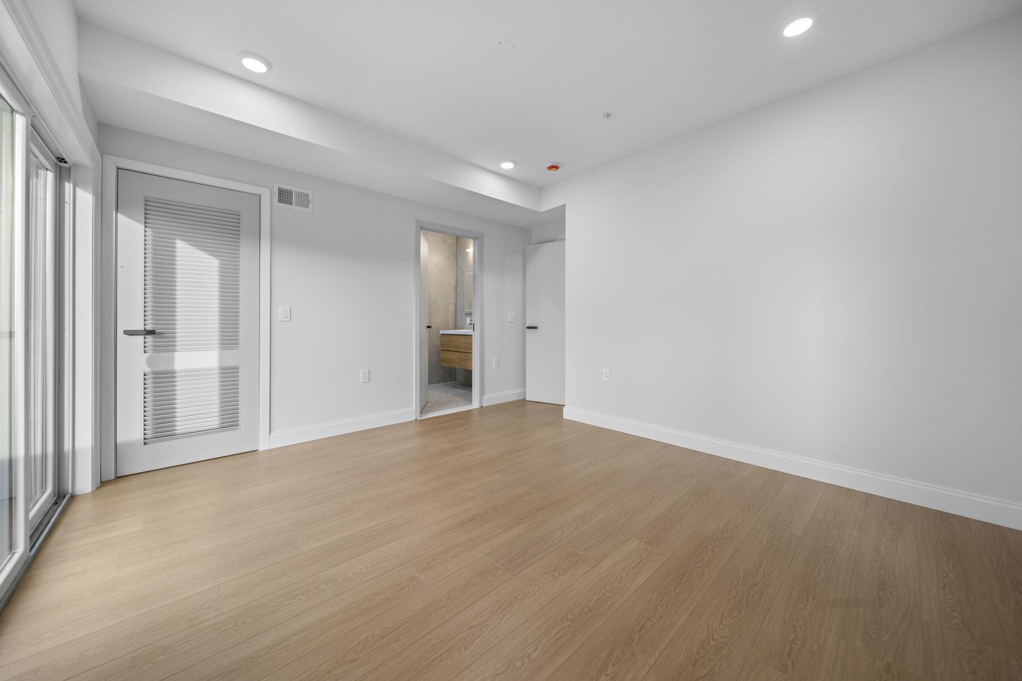 3447 JOHN F KENNEDY BLVD Unit: 2