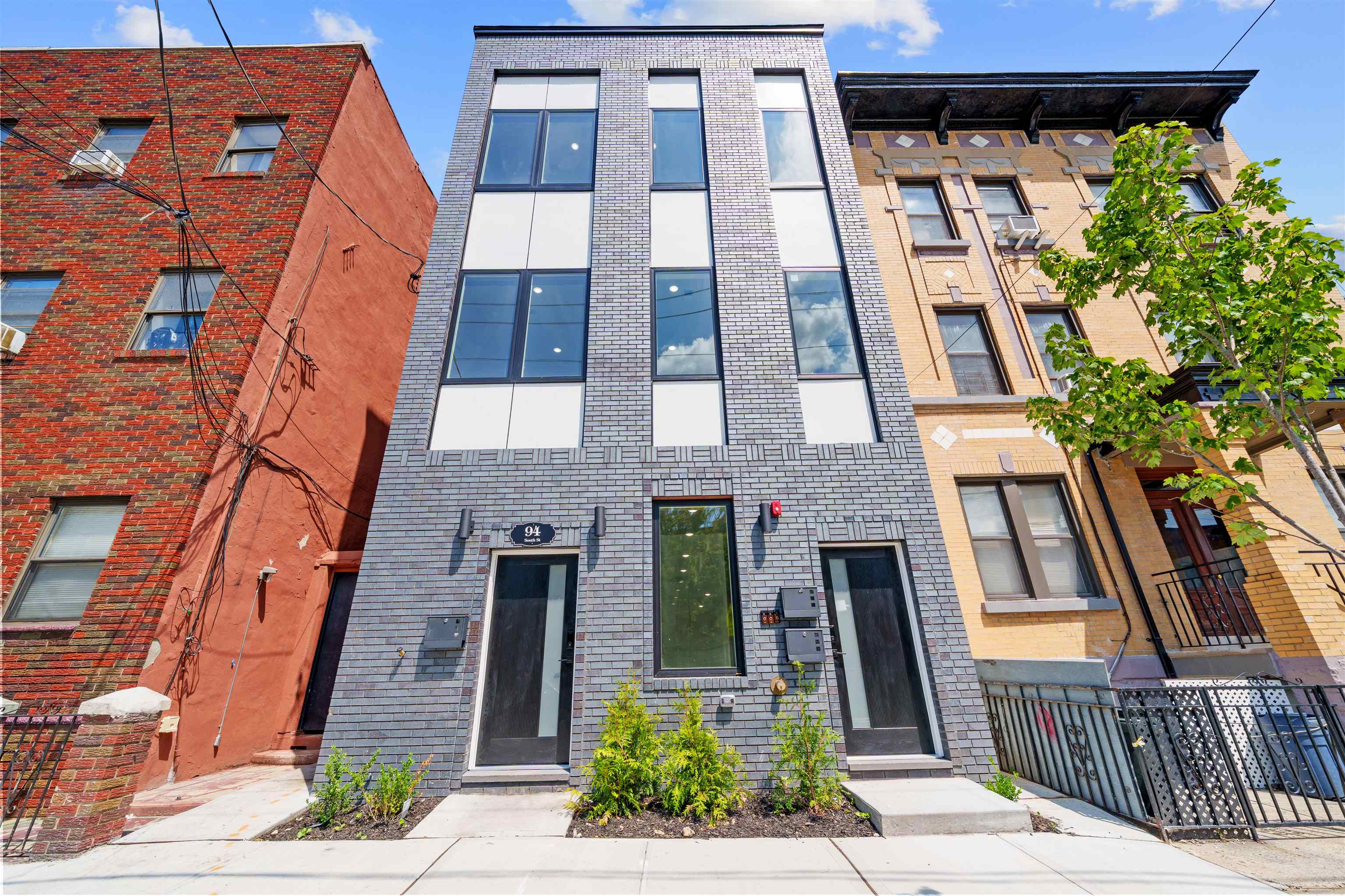 94 SOUTH ST Unit: 3