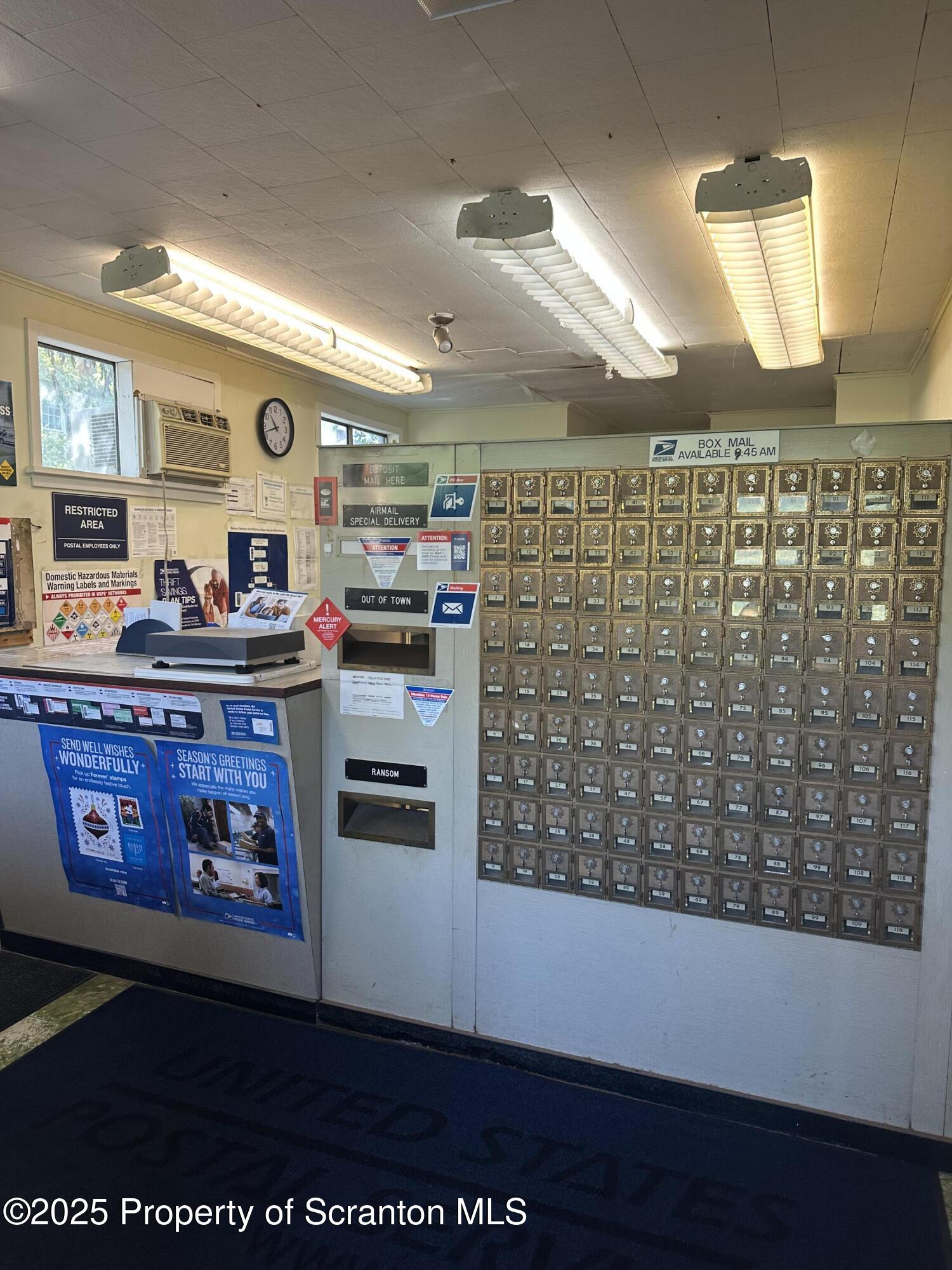 3061-3065 Main Street