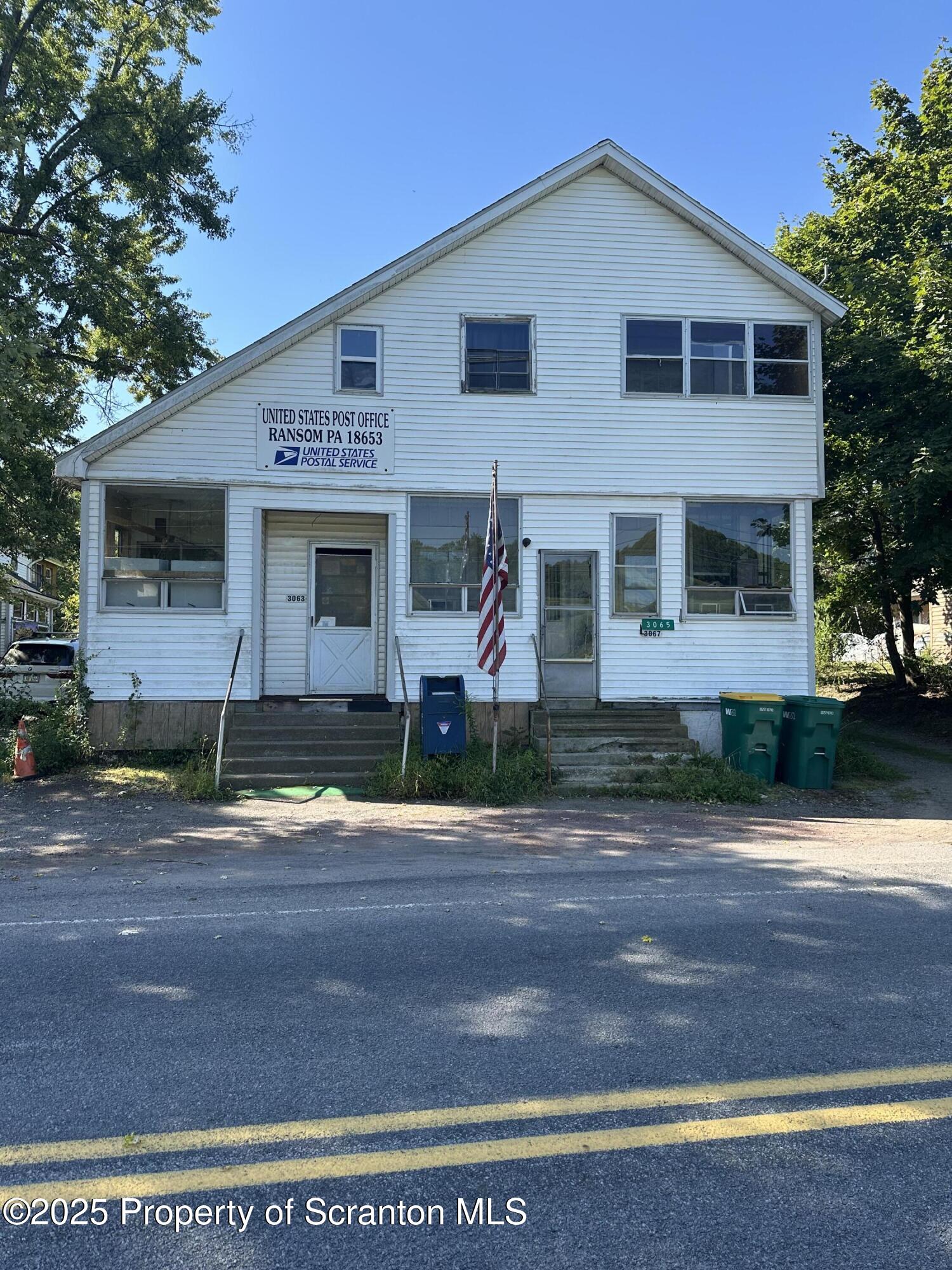 3061-3065 Main Street