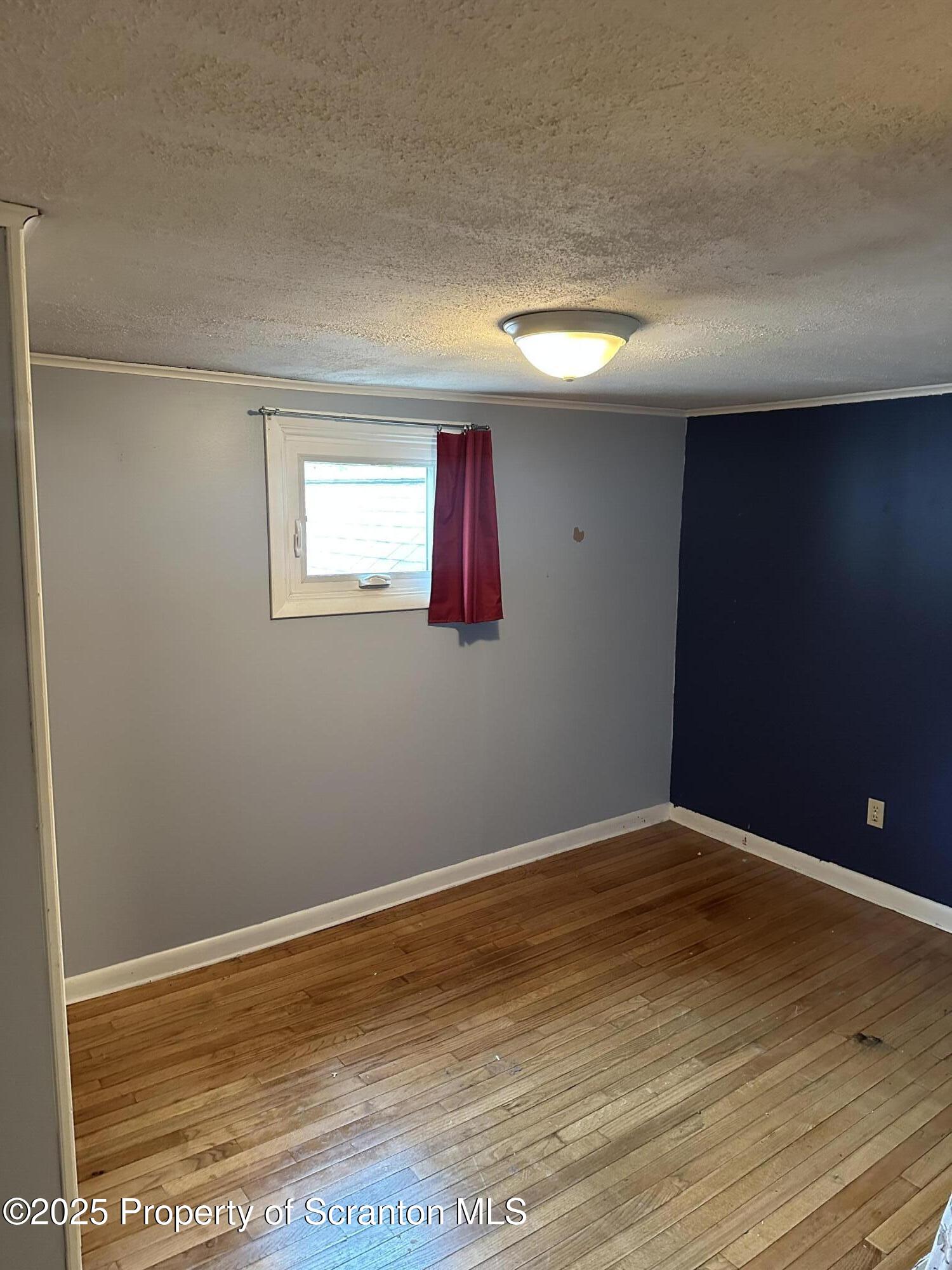 142 S Van Buren Avenue
